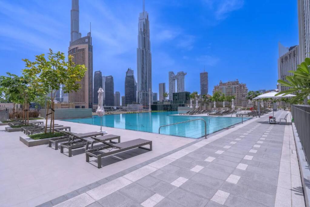 Downtown Views Ii - Vogue Luxurious One Bedroom With Balcony, Opposite Mall Skybridge Appartement Dubaï