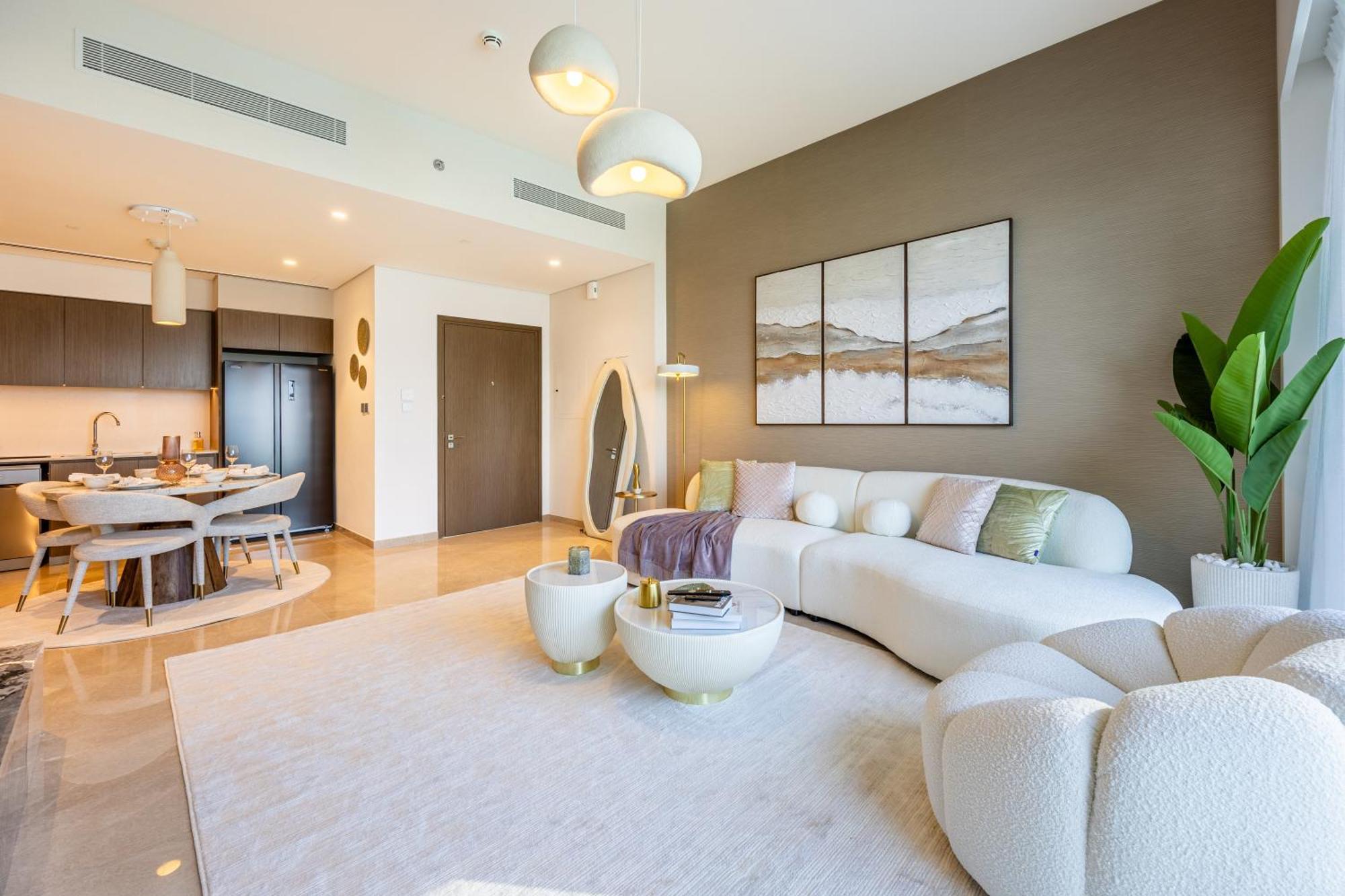 New 2 Bedroom Overlooking Burj Khalifa And Fountain View In Downtown Dubai