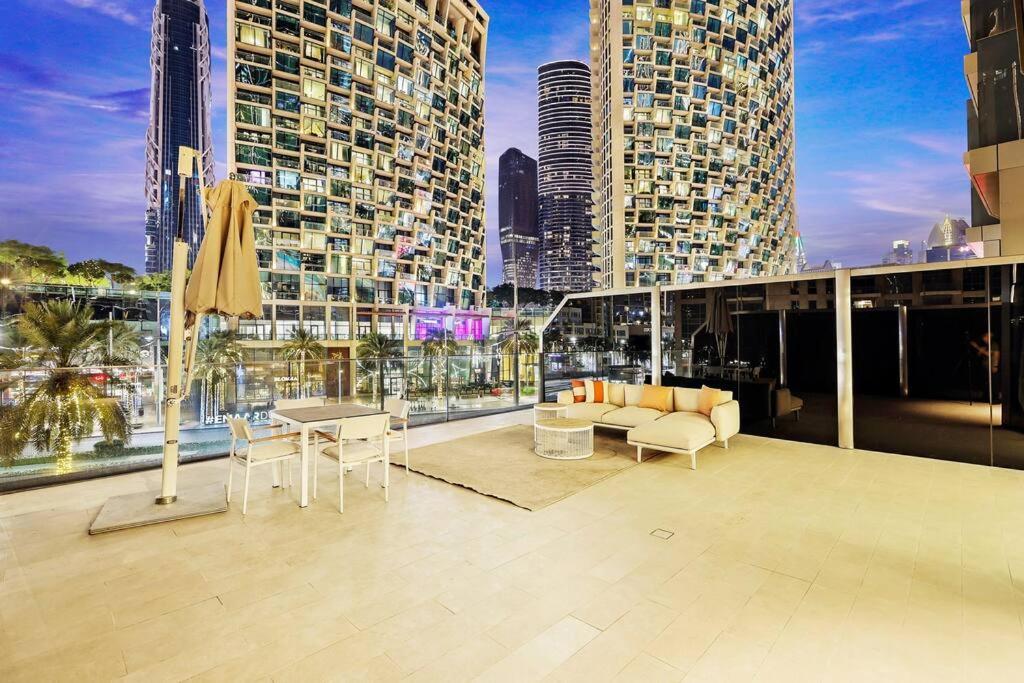 Appartement First Class 1br Charming City Views