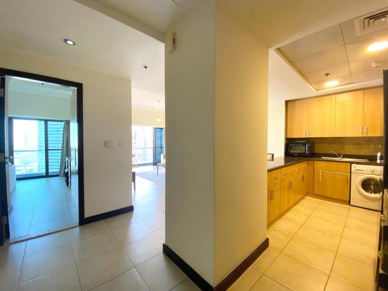 Apartment Of Jlt Goldcrest With Full View In Jlt 4 Ppl Early & Late Check-in 10mn To Marina Metro Station