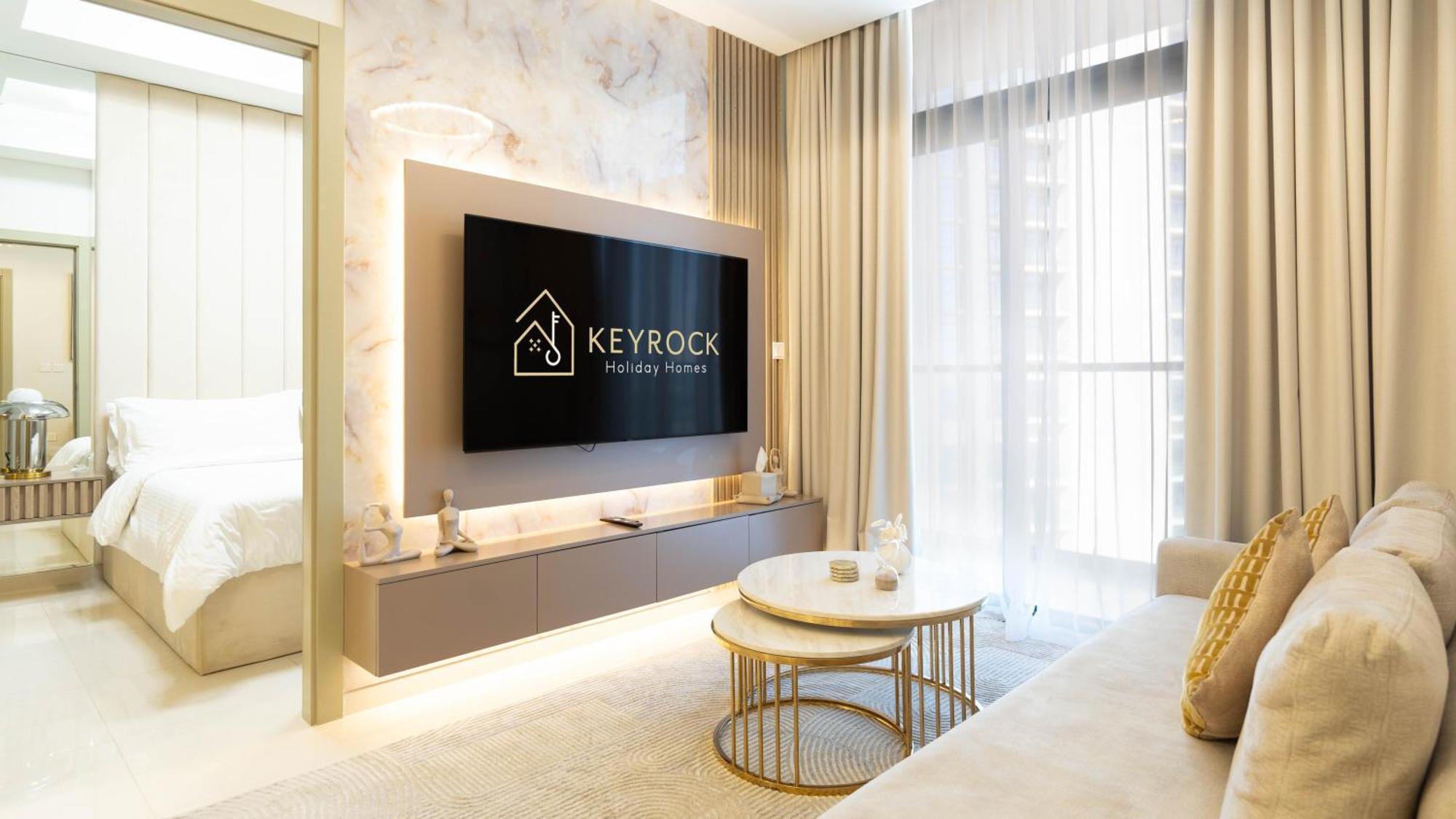Keyrock Living - Family 2br Cozy In Business Bay - Aykon Tower Apartment *
