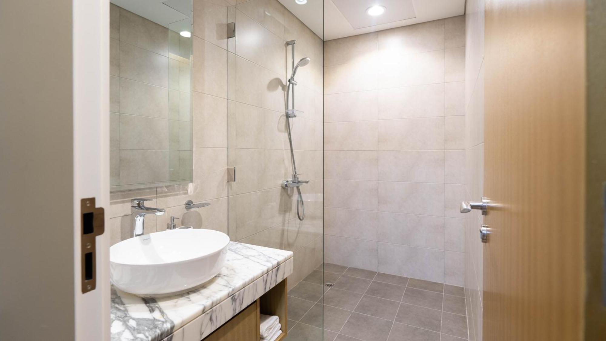 Keyrock Living - Family 2br Cozy In Business Bay - Aykon Tower *