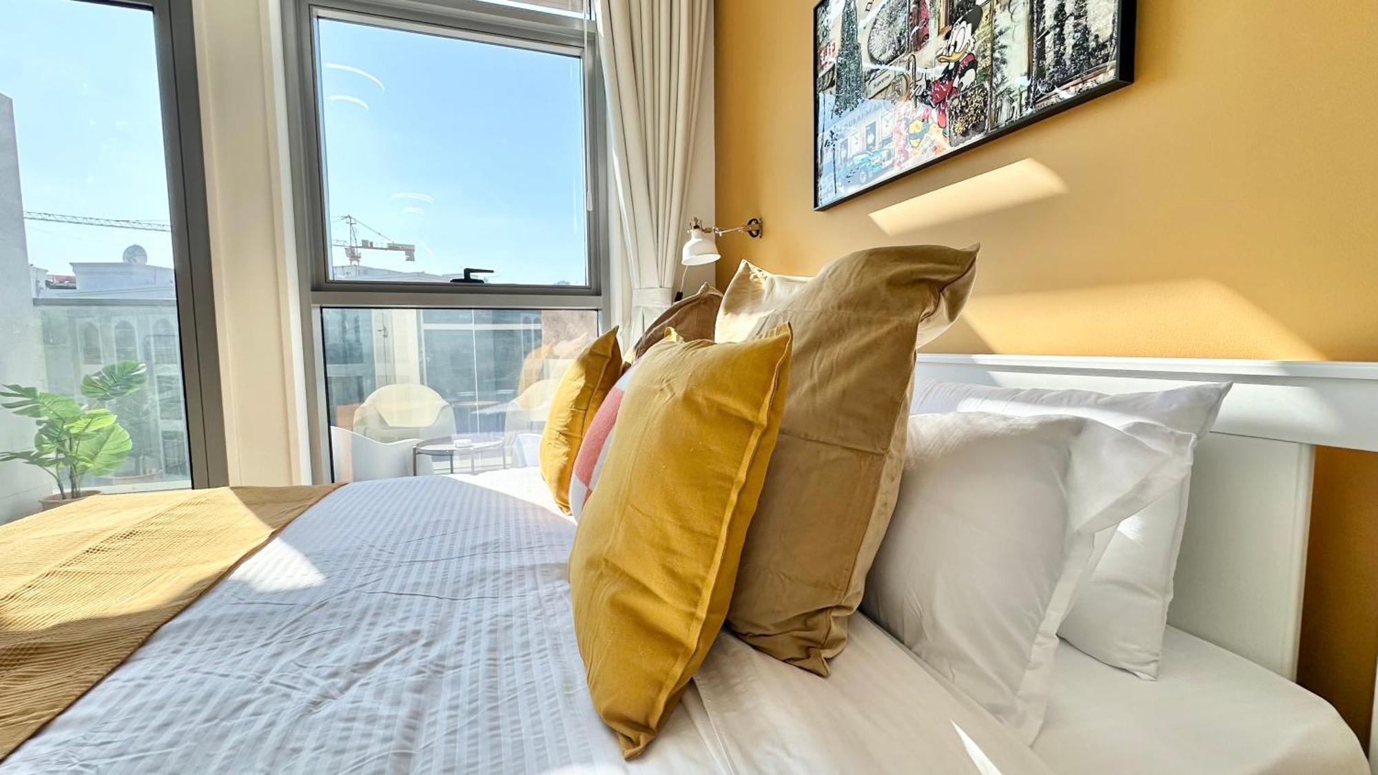 Luxury Bright Near With Pool View * Dubái
