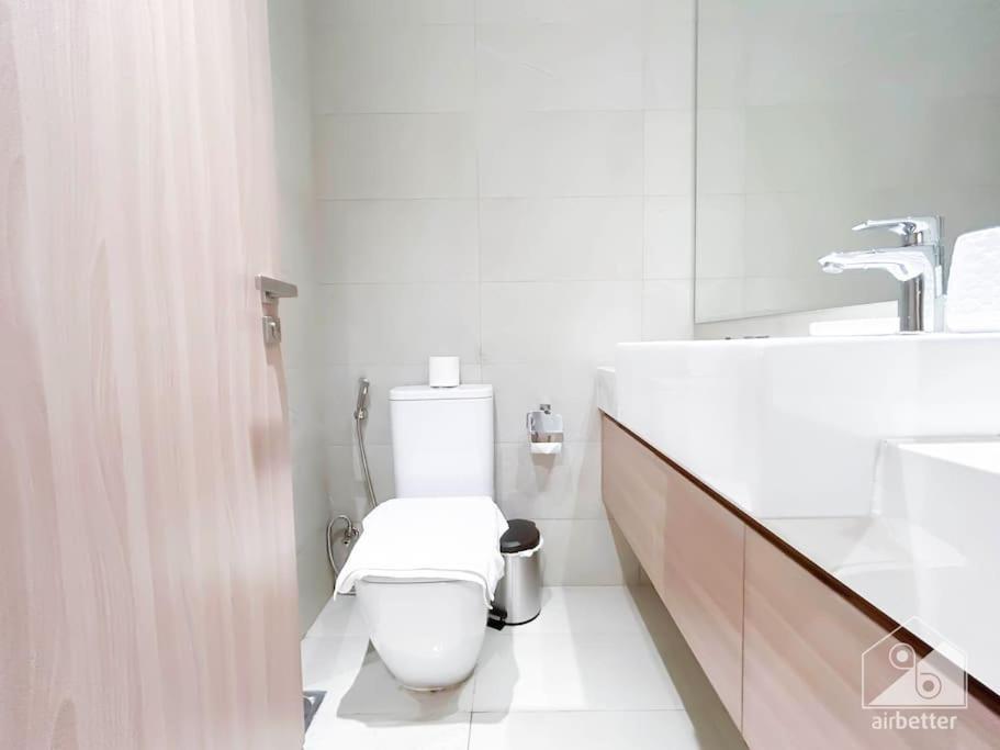Apartament Elegant In Meydan Balcony & Stunning Views Dubai