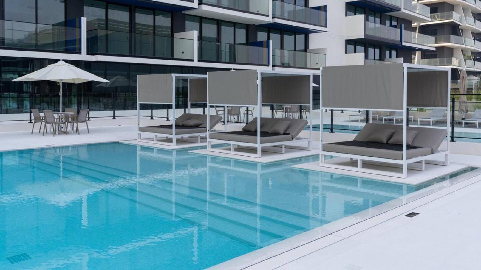 Appartement Fully Furnished 1 Bedroom With Balcony *