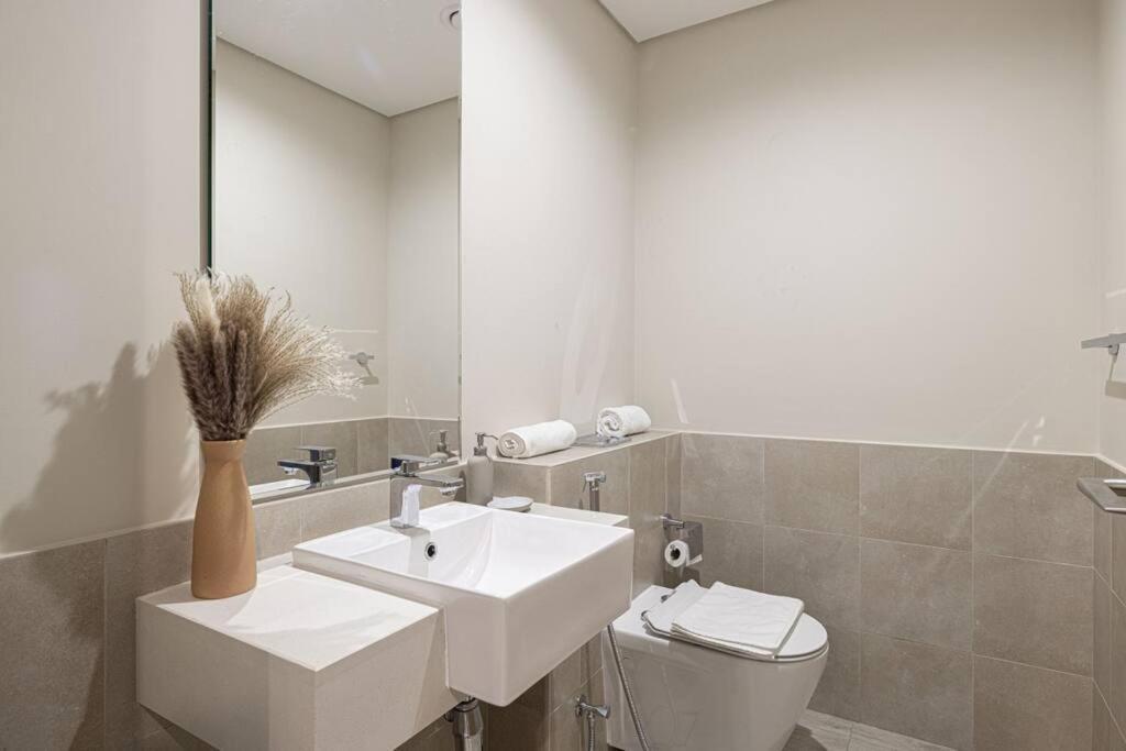 Apartamento Chic 2 Bed Near Trade Centre With 5 Star Amenities *