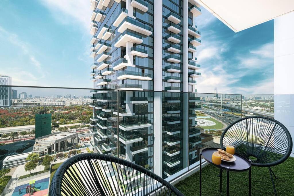 Chic 2 Bed Near Trade Centre With 5 Star Amenities Apartamento