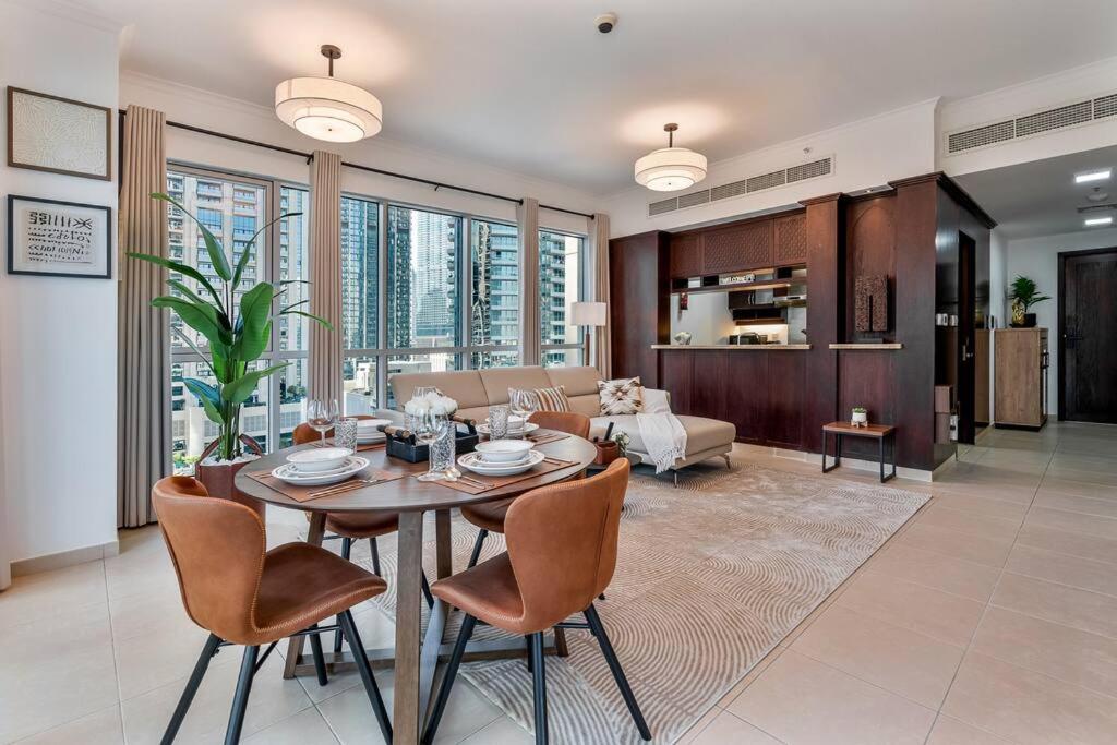 Modern 1-bedroom With Stunning Views Dubaï