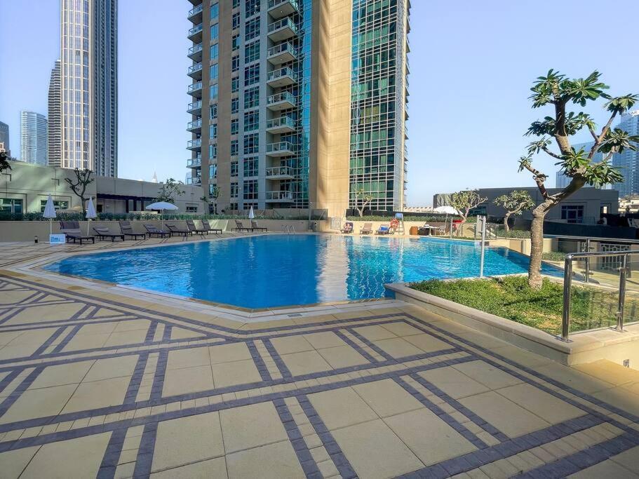 Appartement Modern 1-bedroom With Stunning Views Dubaï