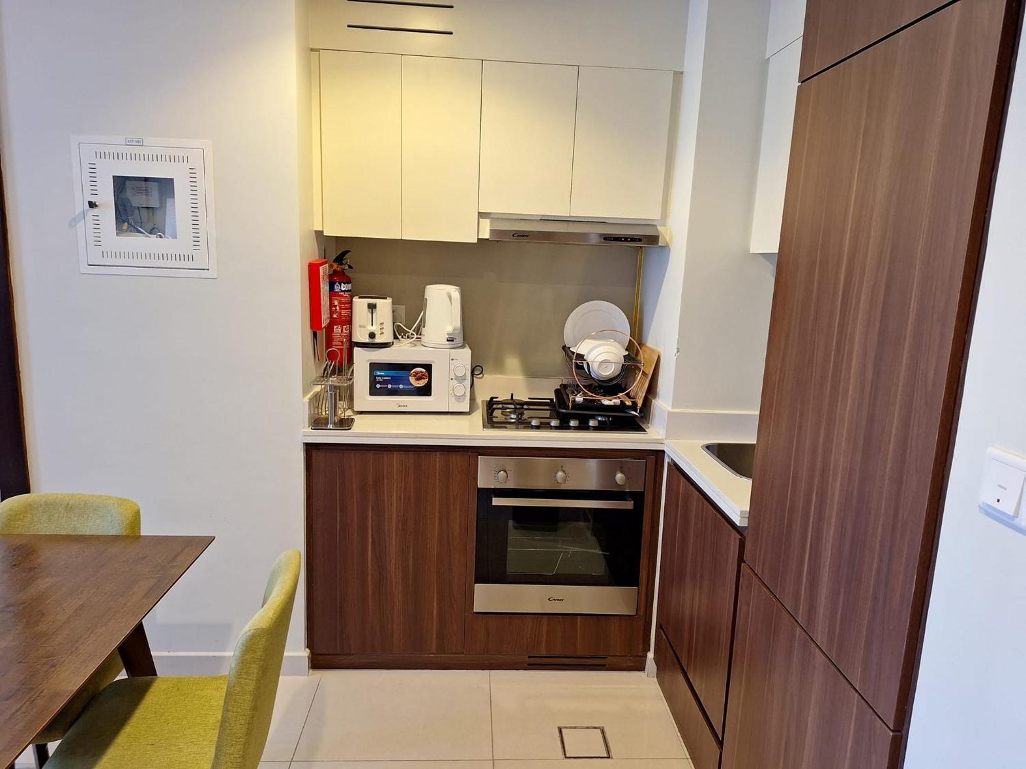 Burj Khalifa View! Modern 2br In Dubai's Business Bay Dubaï