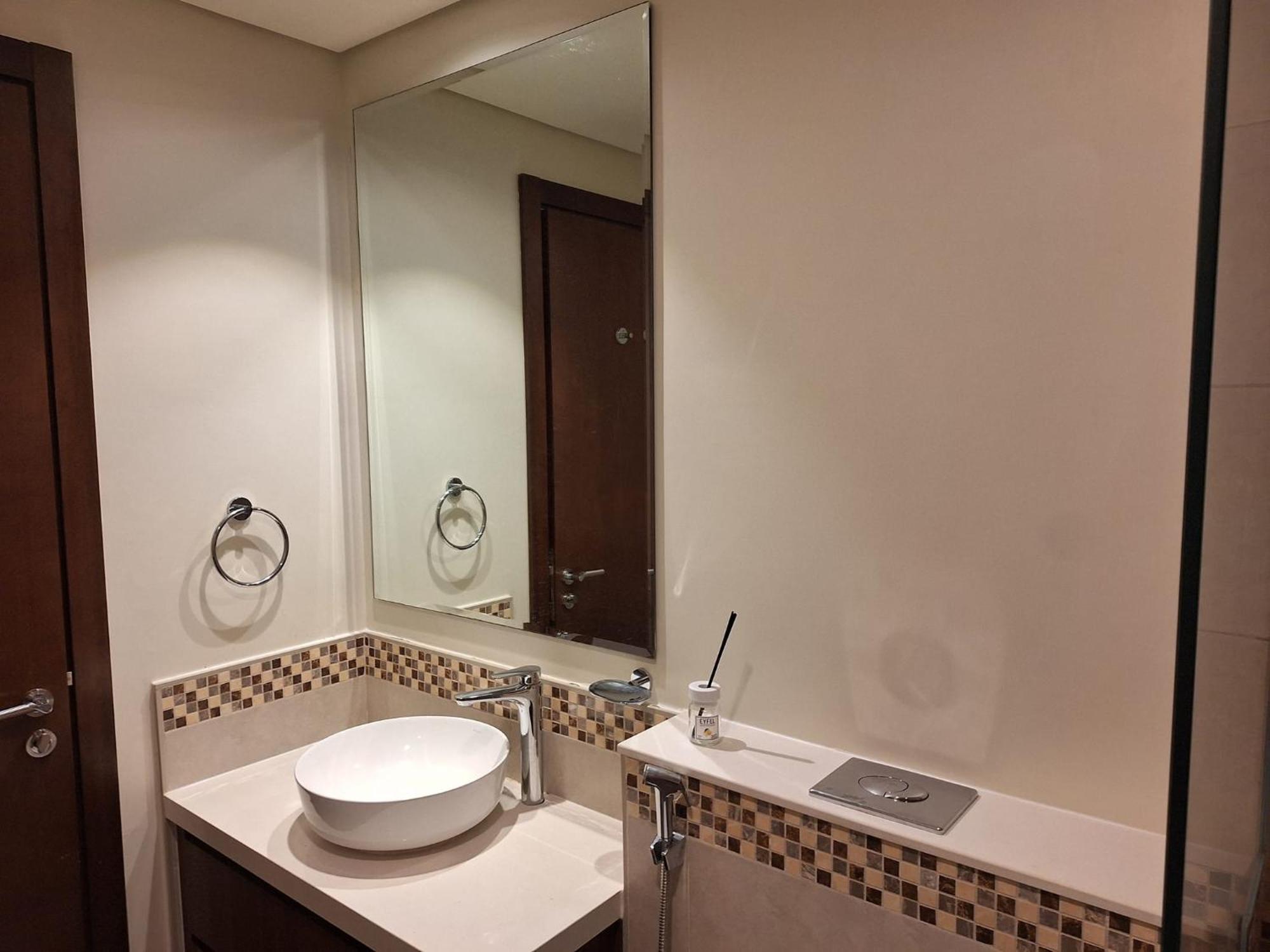 Burj Khalifa View! Modern 2br In Dubai's Business Bay * Dubaï