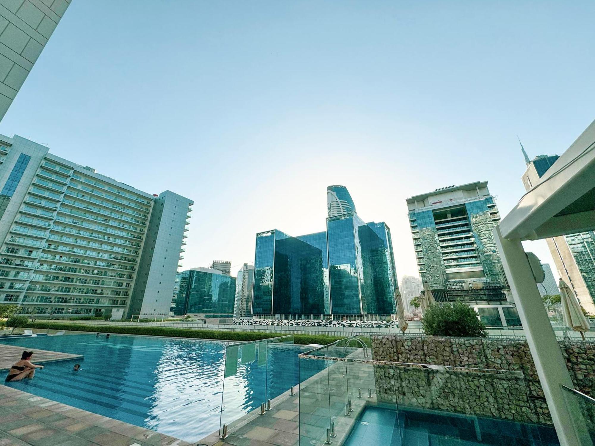 Burj Khalifa View 1 Bedroom With Balcony For Up To 4 Person Appartement *