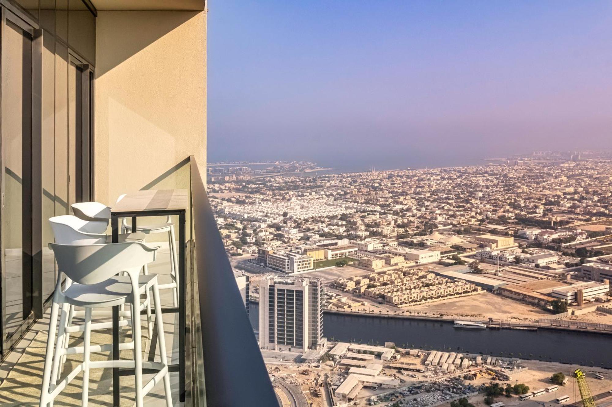 51st Floor Canal View 2br Luxe Flat - Downtown *