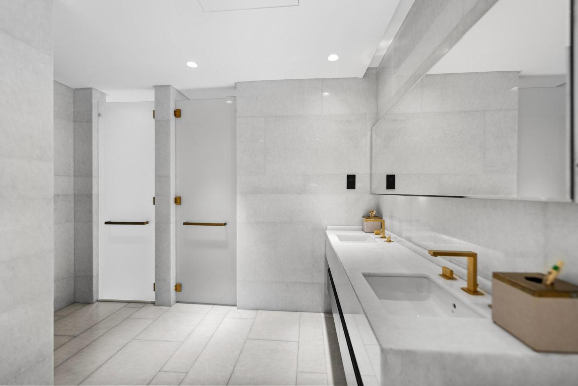 Five Palm Residences Sea View *