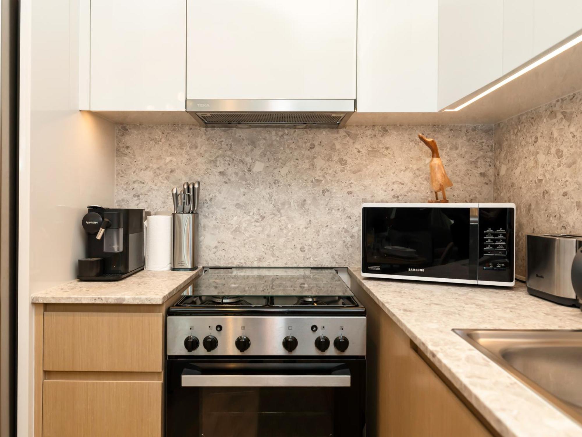 The Burj Khalifa Luxury 2-bed In Burj Royale Apartment *
