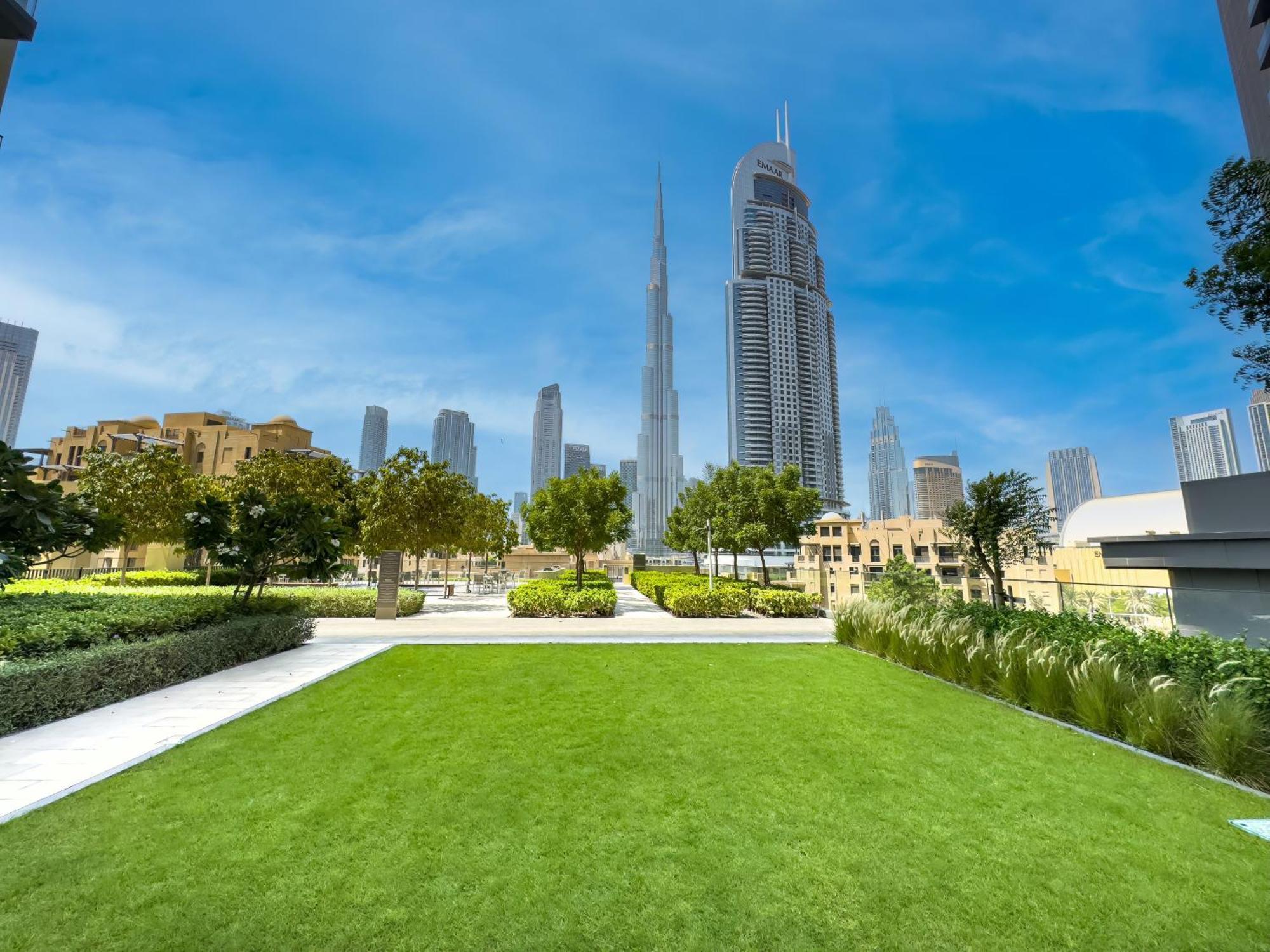 The Burj Khalifa Luxury 2-bed In Burj Royale Apartment *