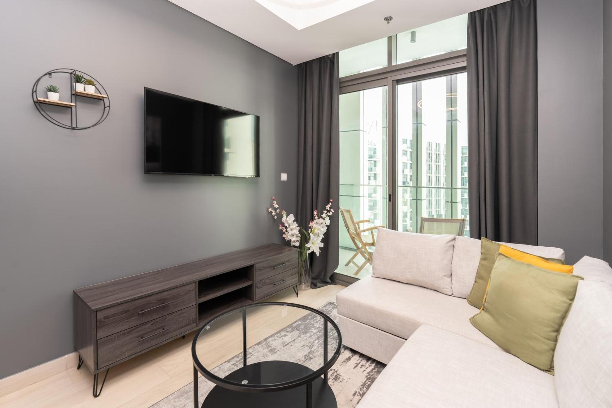 Modern Near Dxb Airport Sleeps 4 Apartamento *