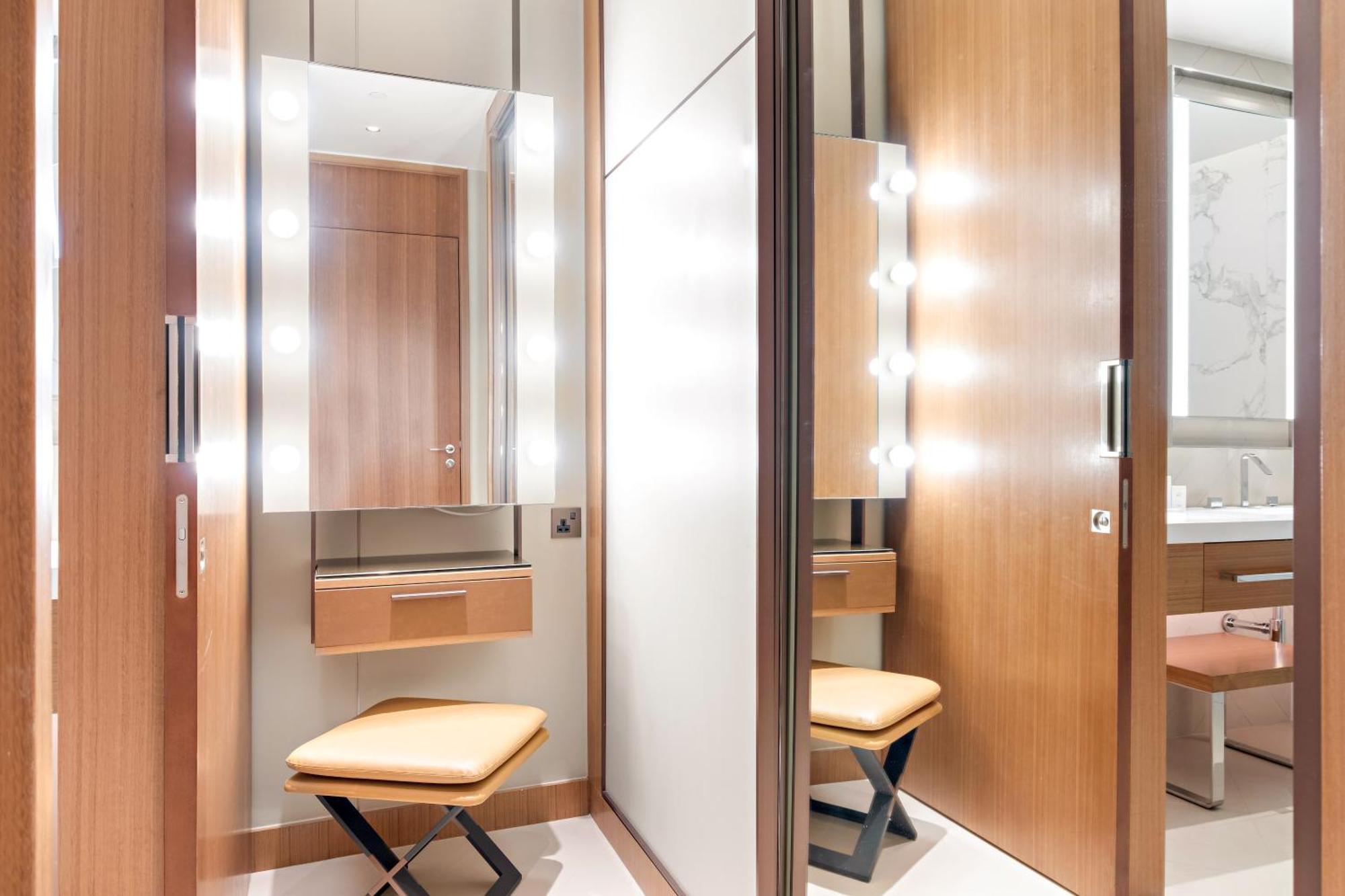 Lavish 1br Address Opera And Walk To Mall & Burj Appartement