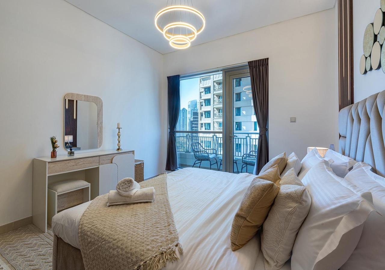 Appartement Luxurious One Bedroom With Burj Khalifa View *