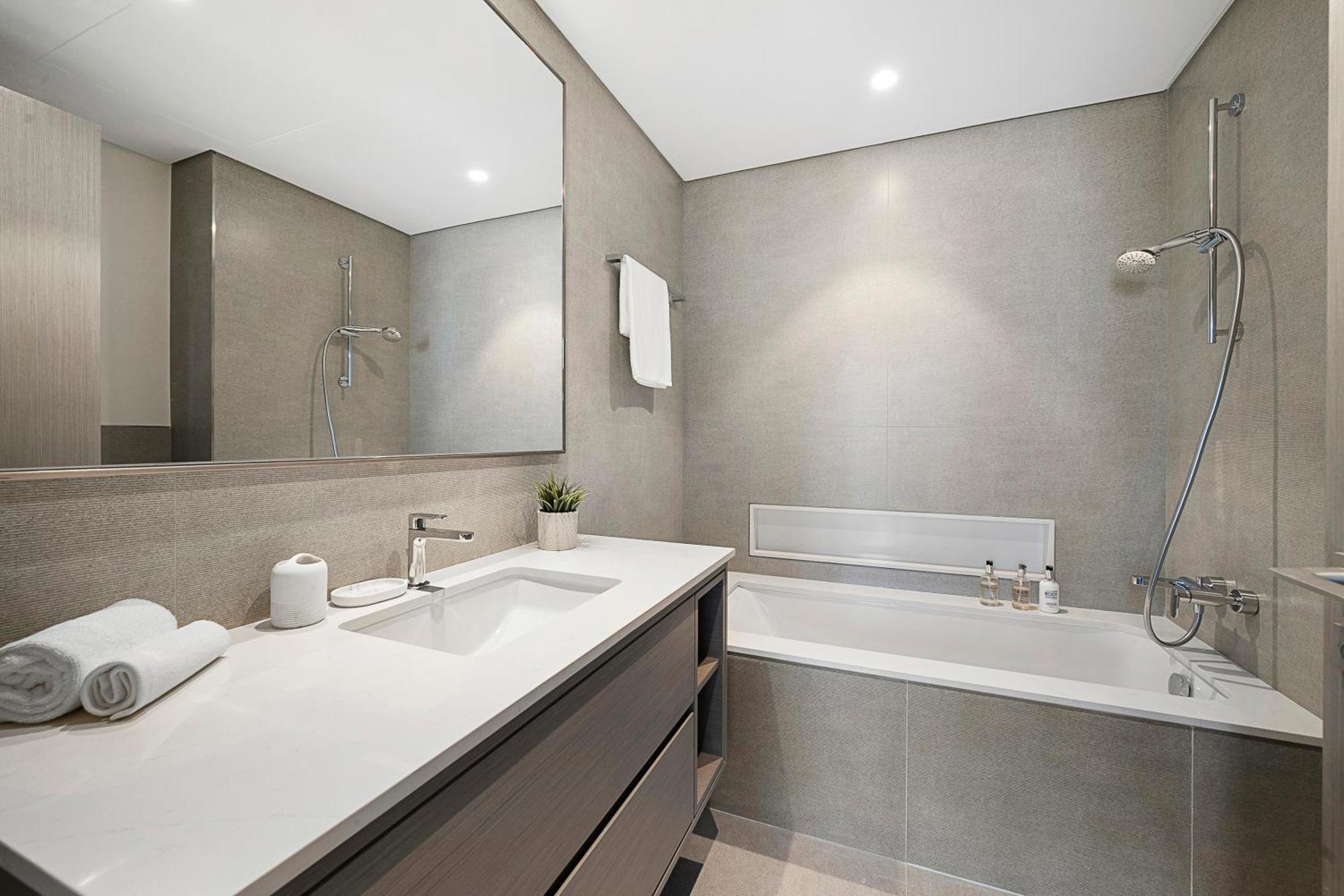 Apartment 2br Grande Downtown, Burj Khalifa View *