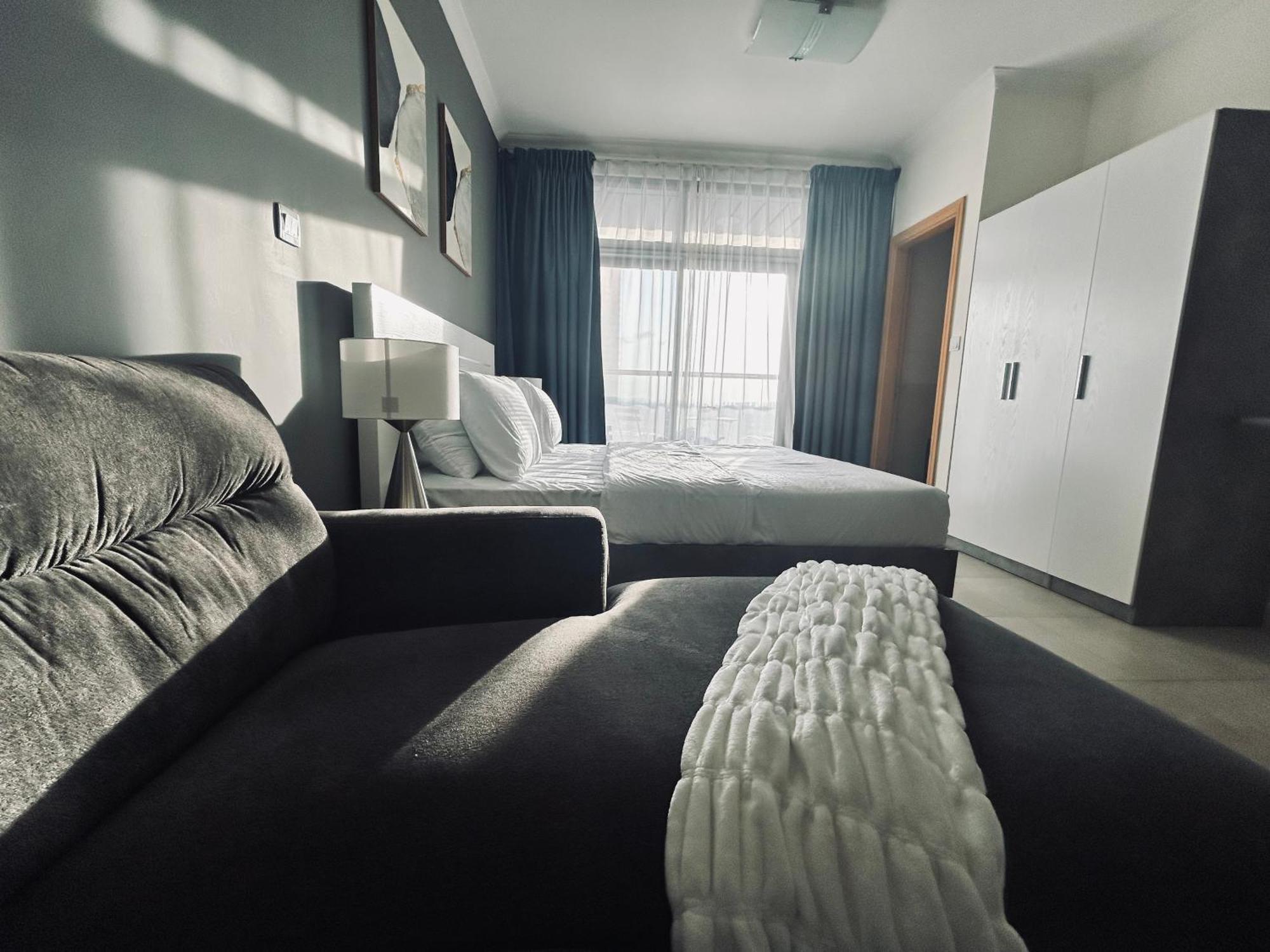 Chic Near Metro ! Appartement *