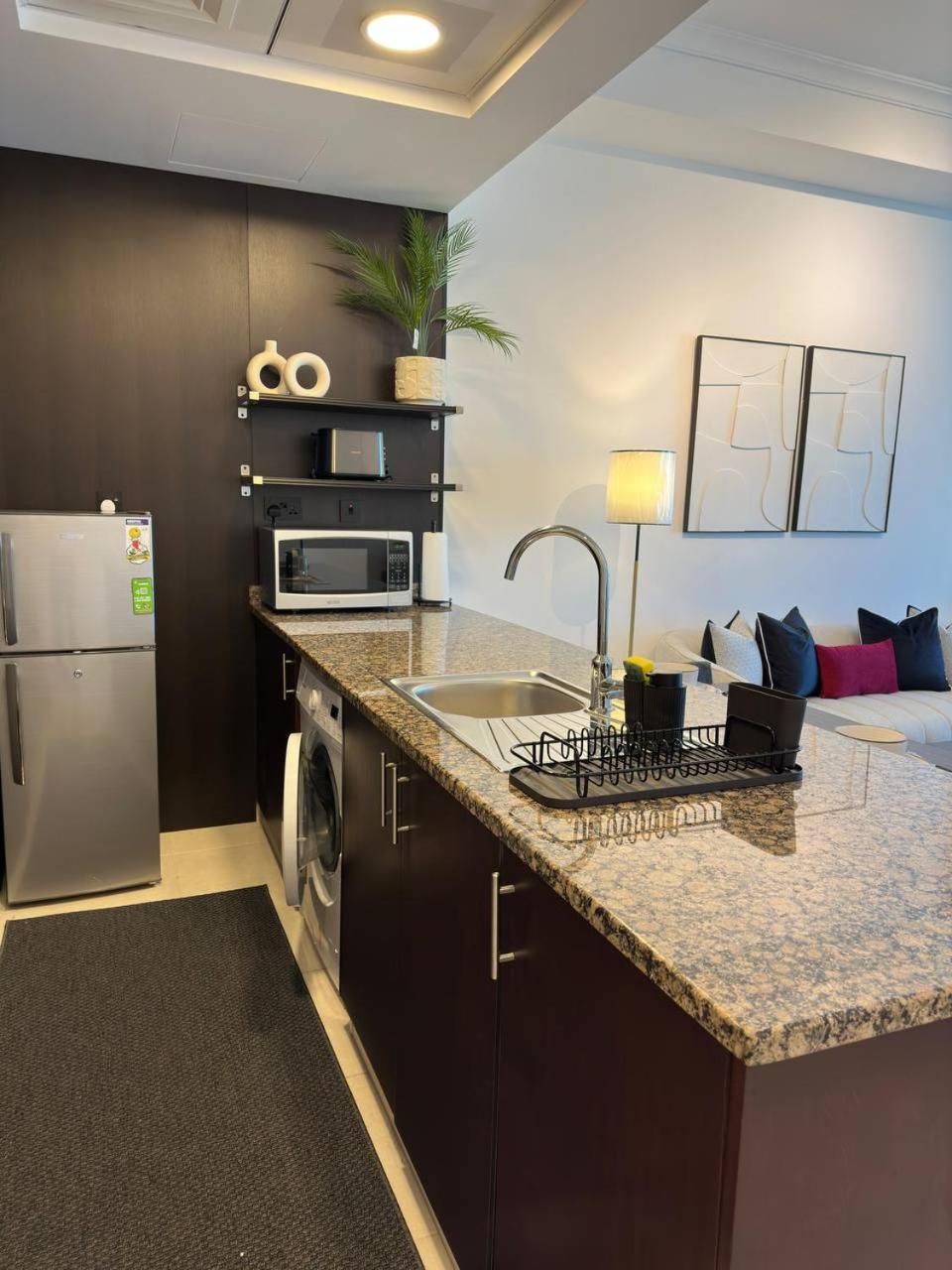 Apartamento Stylish 5 Minutes Away By Car From Burj Khalifa *
