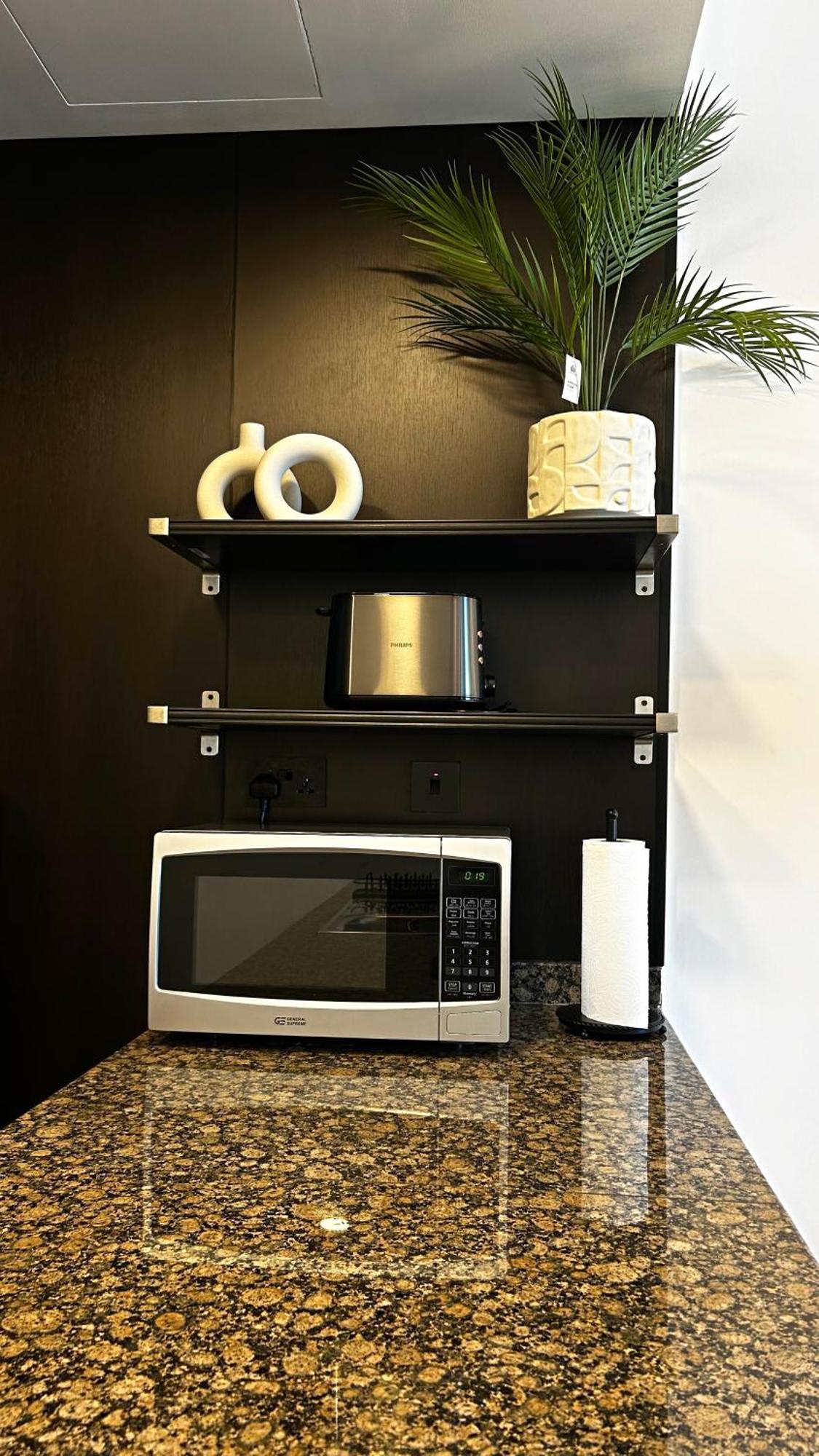 Stylish 5 Minutes Away By Car From Burj Khalifa Apartamento