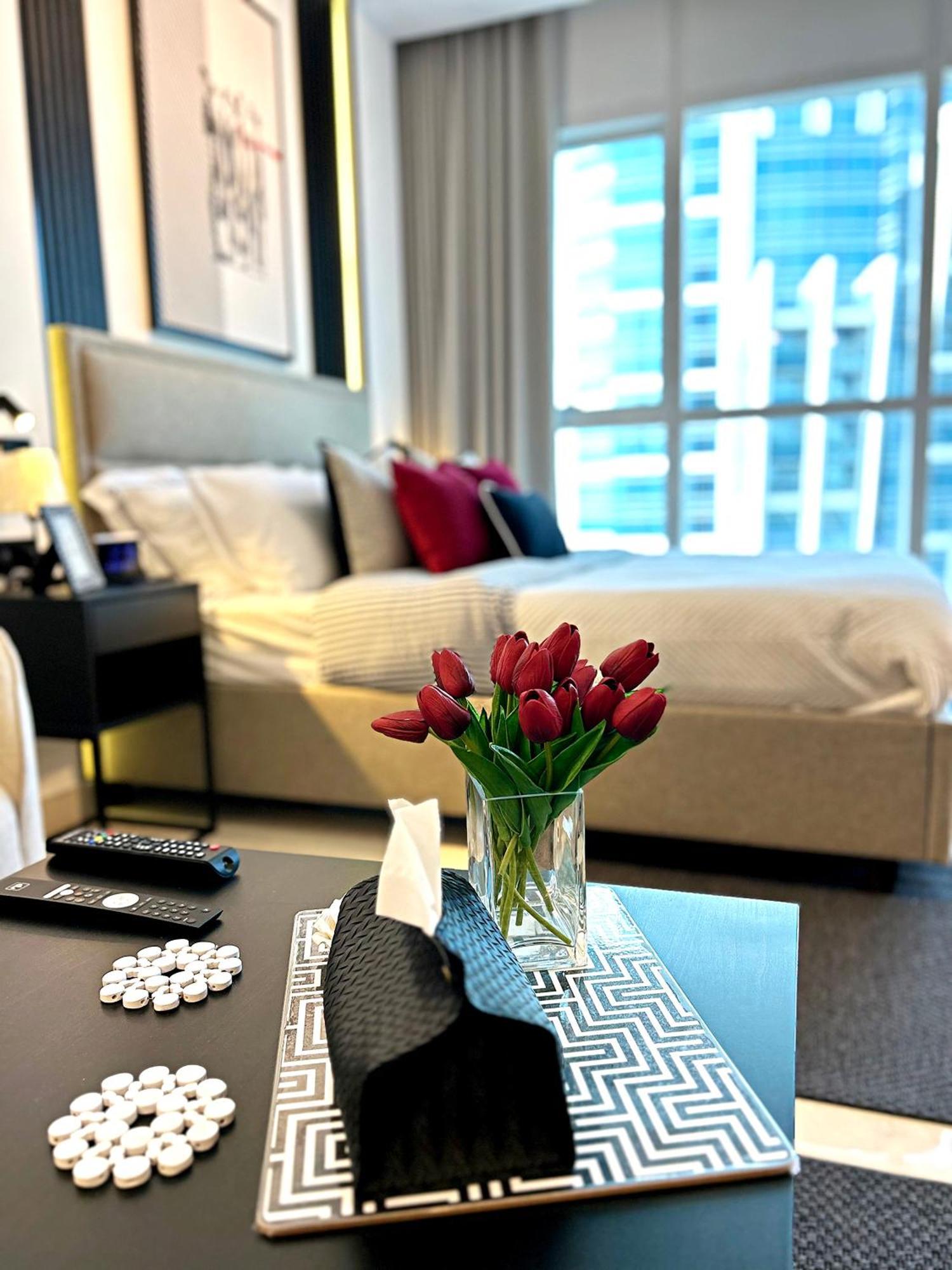 Apartamento Stylish 5 Minutes Away By Car From Burj Khalifa *