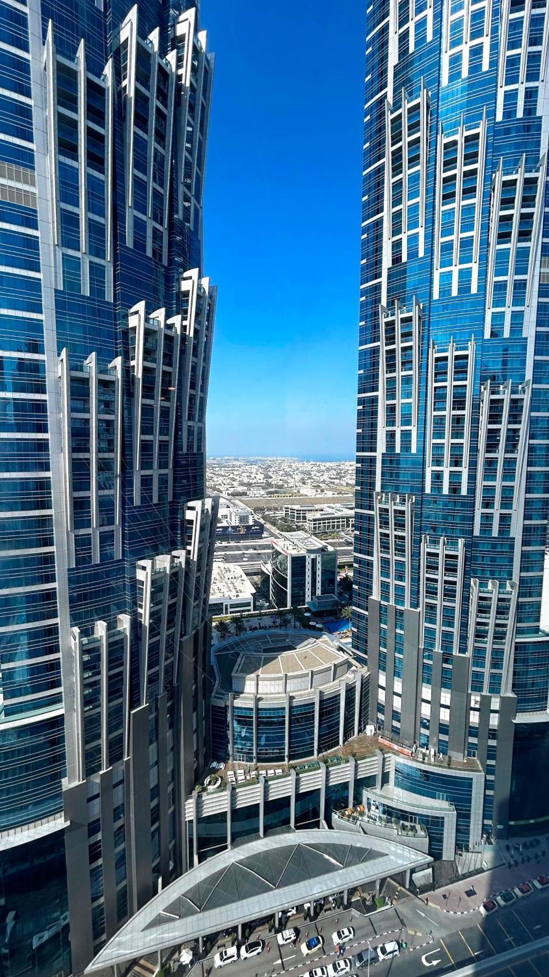 Stylish 5 Minutes Away By Car From Burj Khalifa Apartamento