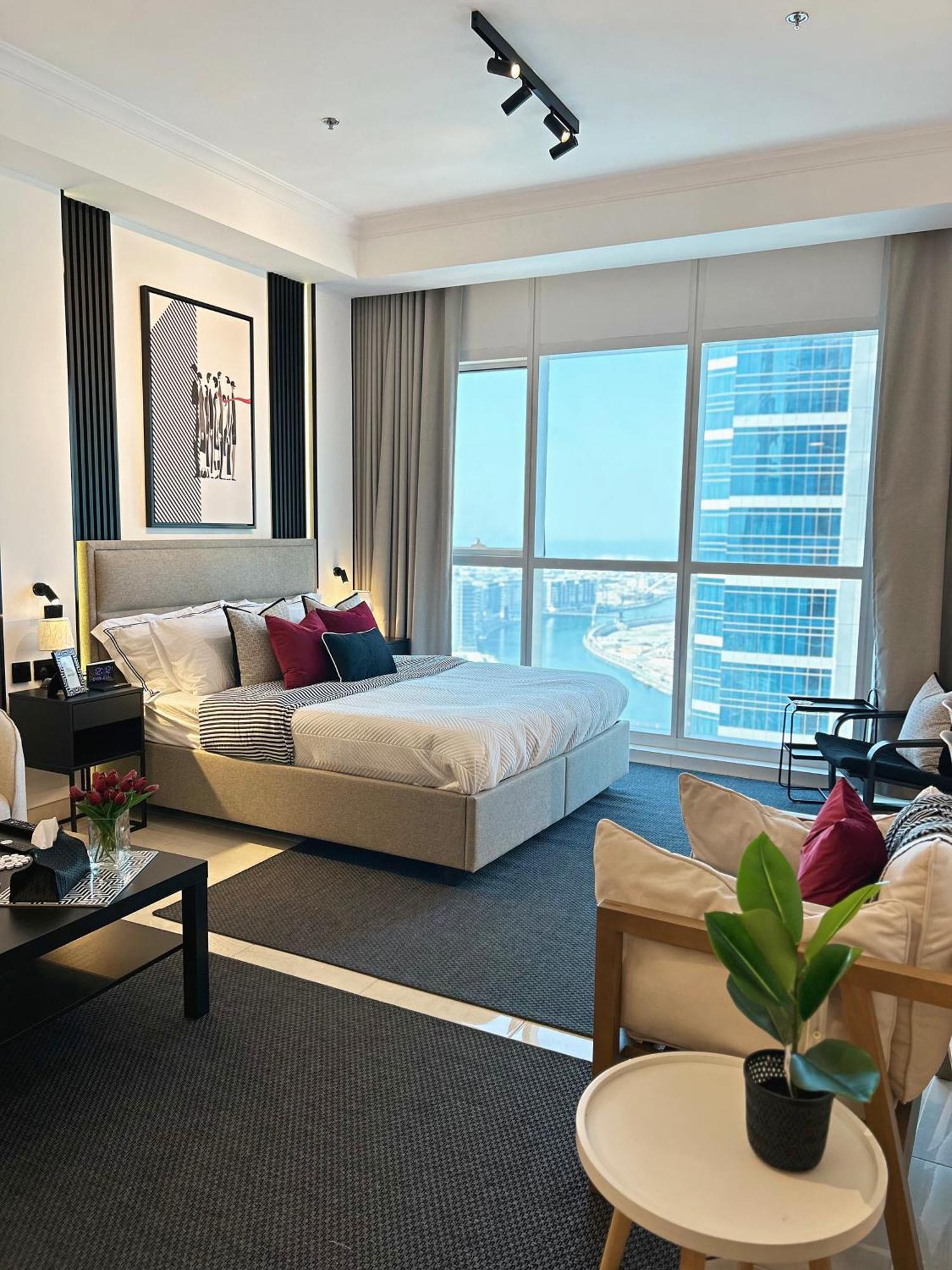 Stylish 5 Minutes Away By Car From Burj Khalifa * Dubái
