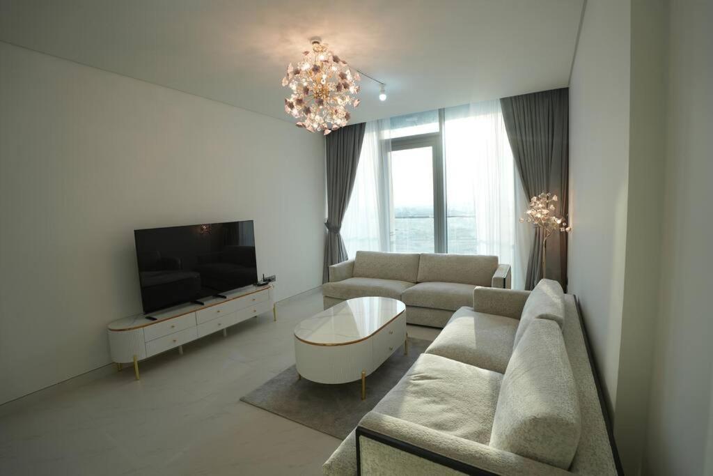 Lagoon-residence 11-district One * Dubai