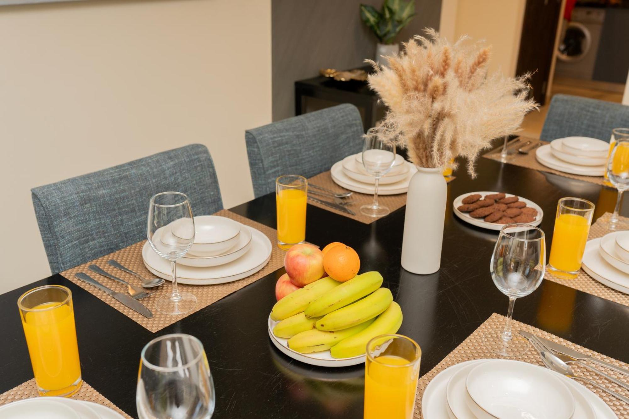 Regent Sea View 2br Jbr Walk - Next To Bluewater Island & Eye Dubái
