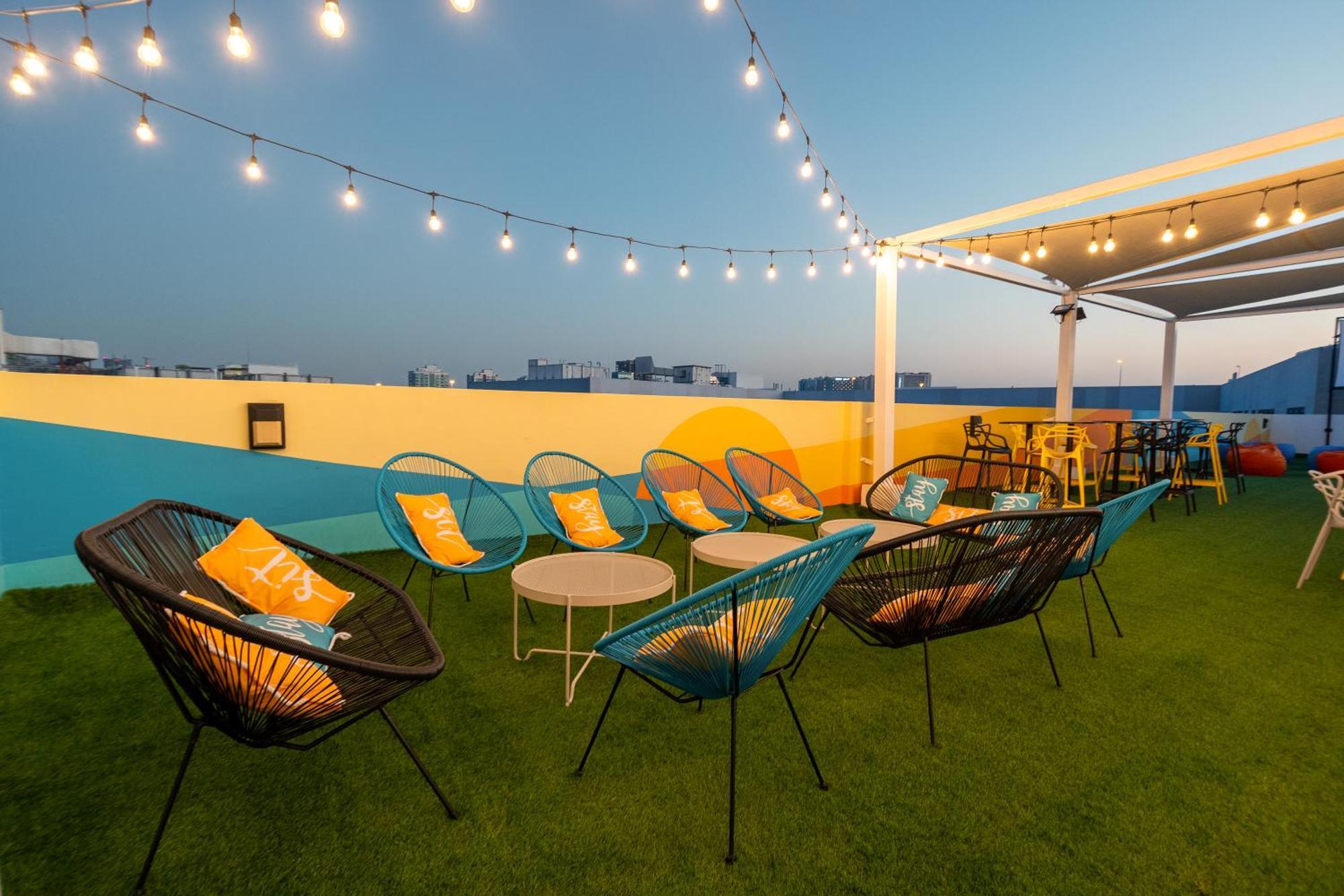 Apartahotel Izzzi Life Mint Dubái
