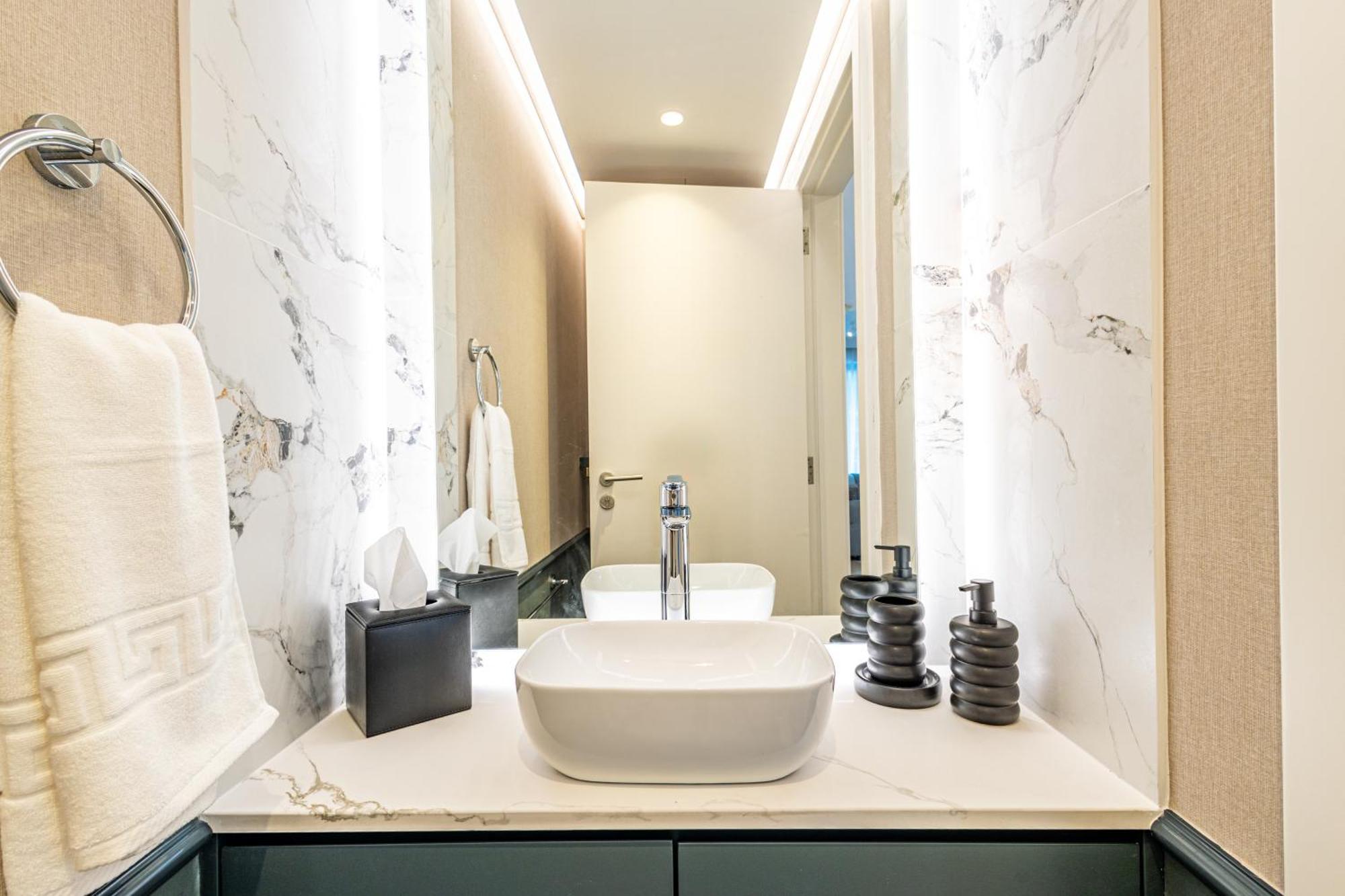 Appartement Luxurious - Ultra Modern - Premium Design - 5 Min Walk From Burj Khalifa - Heart Of Downtown - Opera Views *
