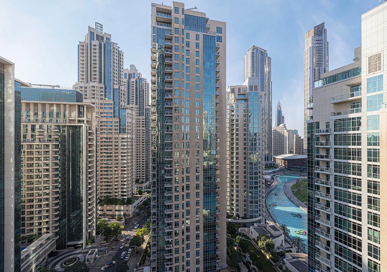 Stunning 2 Bedroom Burj Khalifa Fountain Views