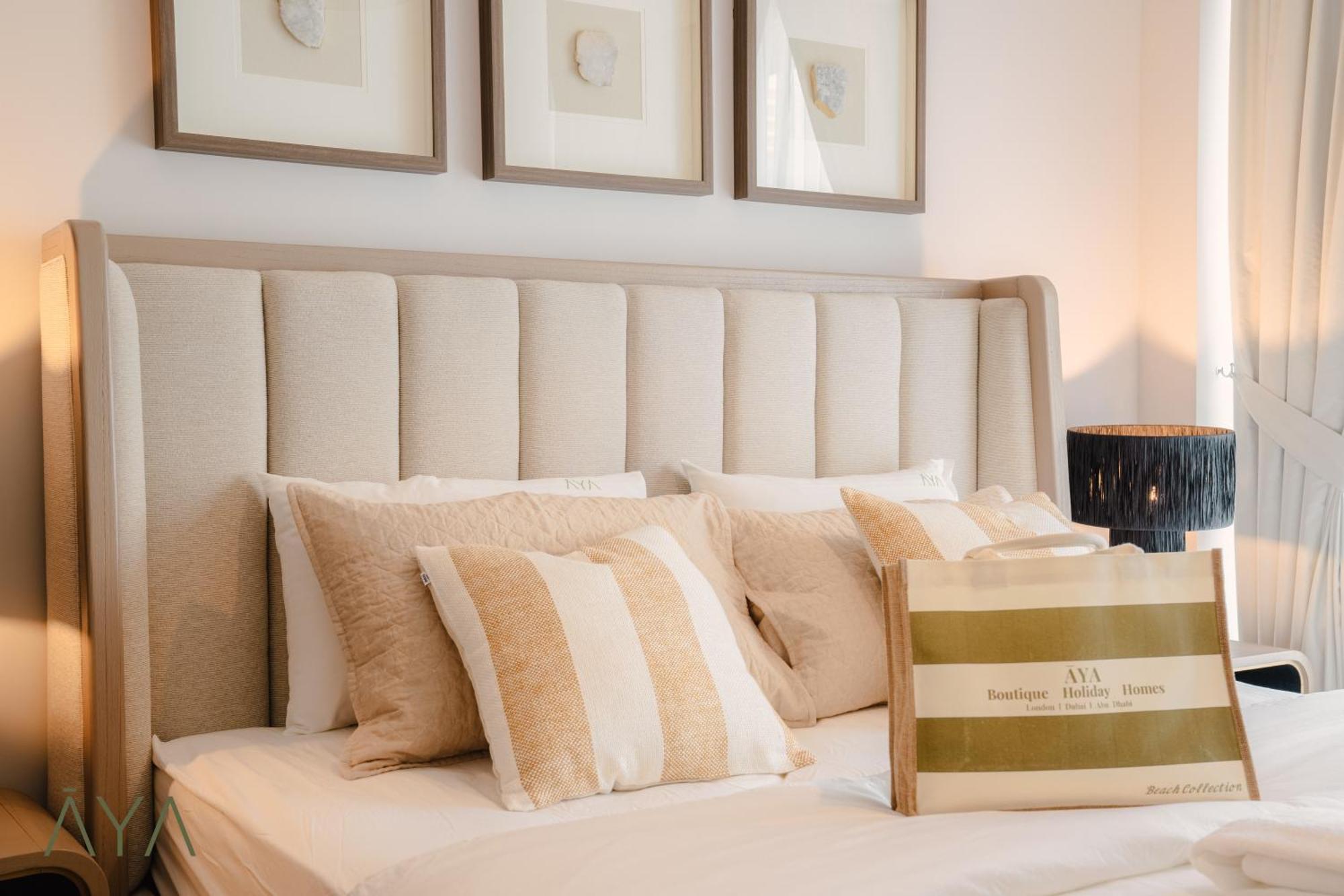 Downtown Luxe 1br Steps From Burj Khalifa & Opera By Aya Boutique Apartment Dubai