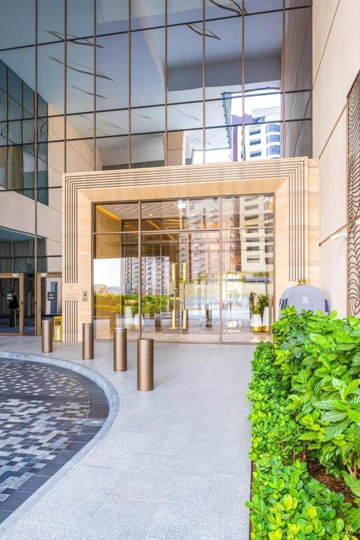 Skyviews Luxury 35th St Regis 5 Stars At Palm Tower Dubai