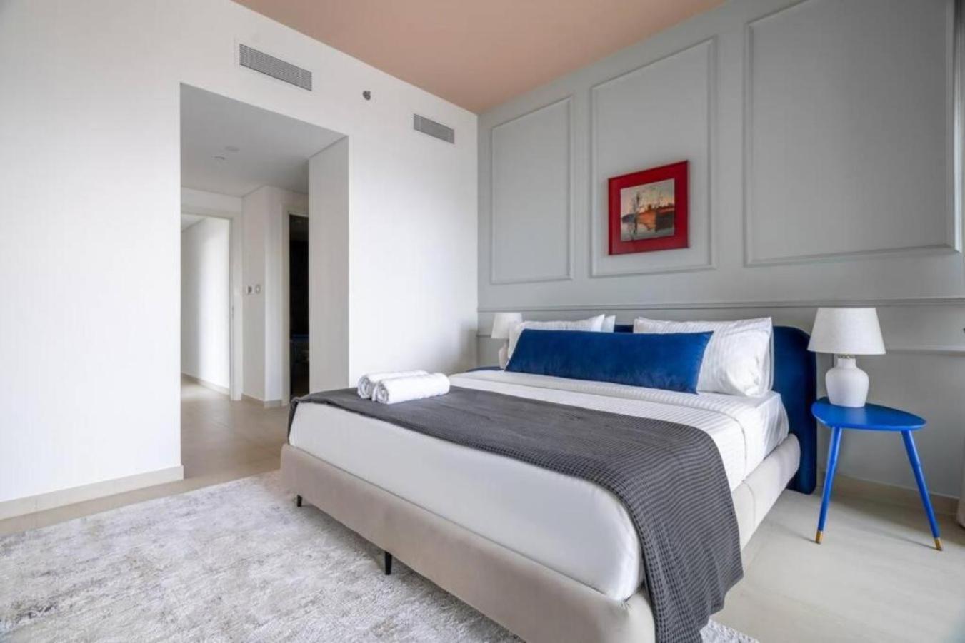 Appartamento Chic & Luxurious With Burj Khalifa View Dubai