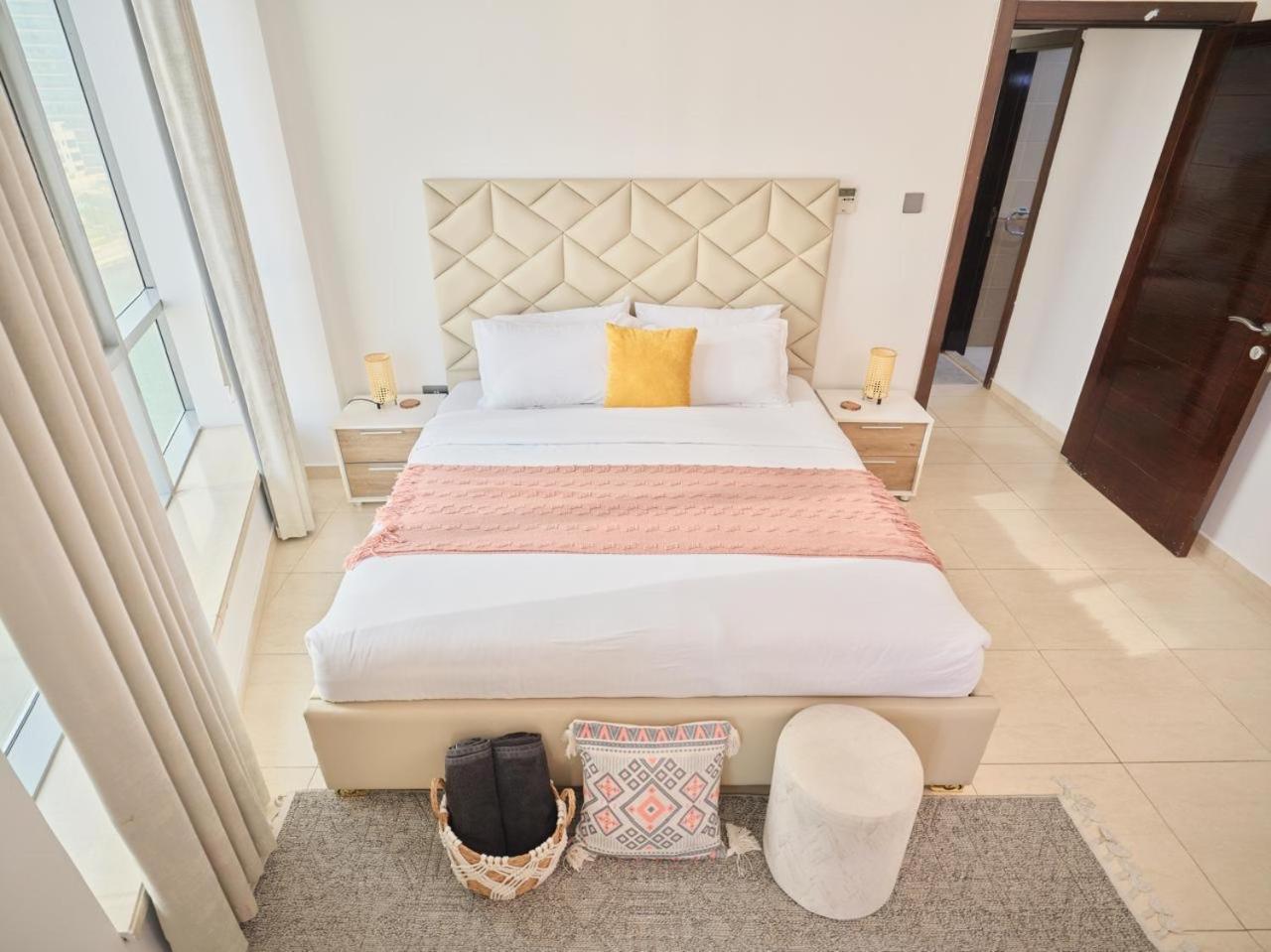 Wonderful Two Bed With Full Marina View * Dubái
