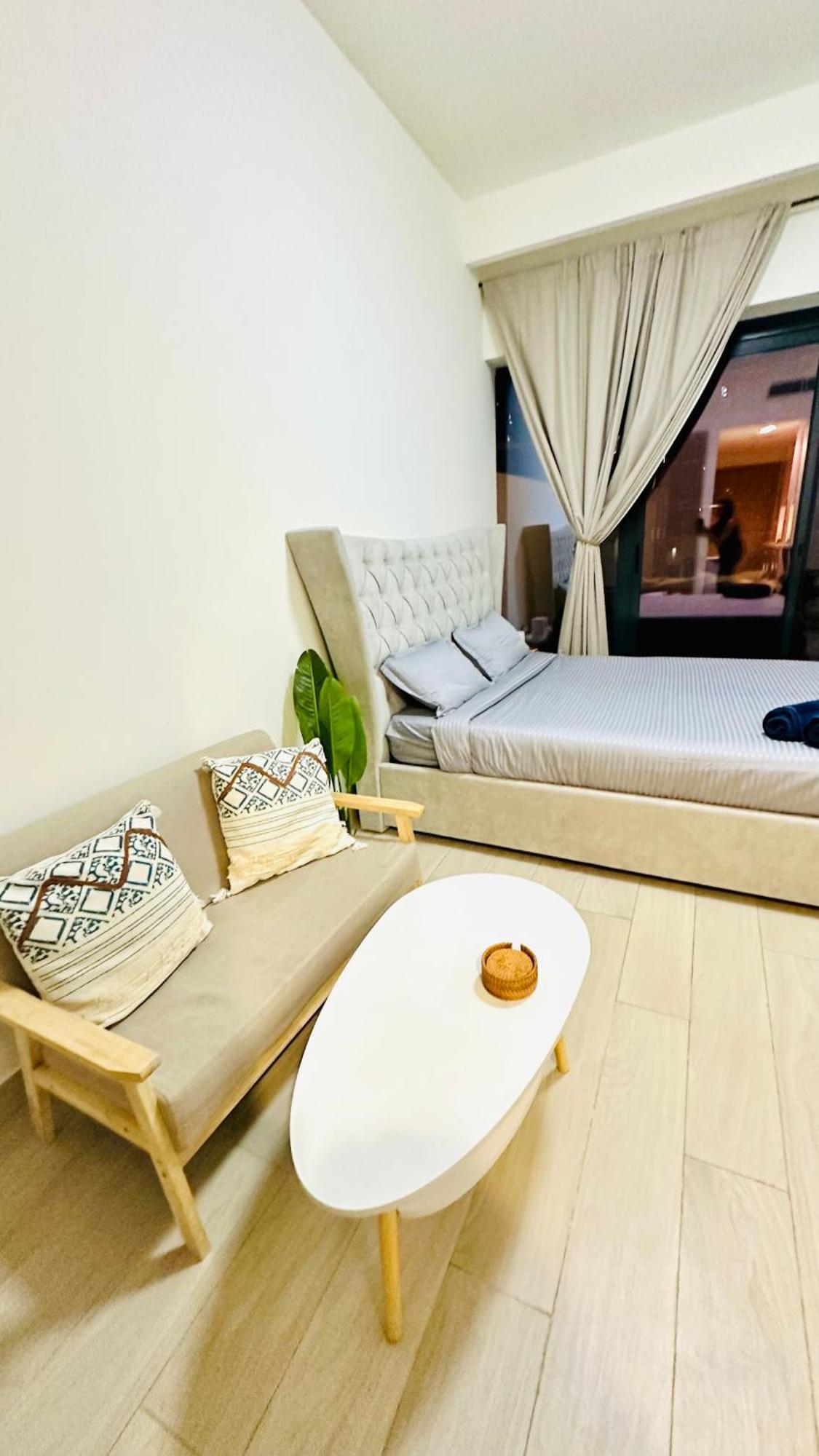 Apartment Luxury With Big Balcony Azizi Riviera Meydan *