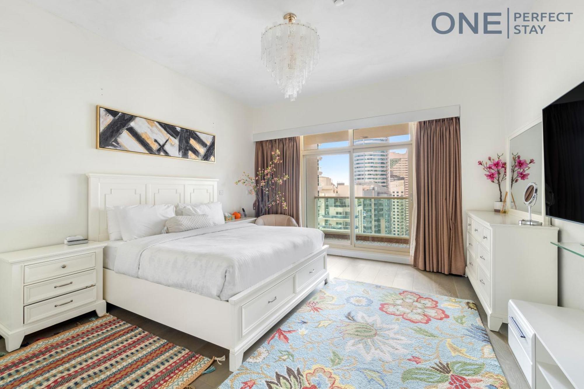 Amazing 3br With Maid In Marina With Pool & Gym * Dubaï