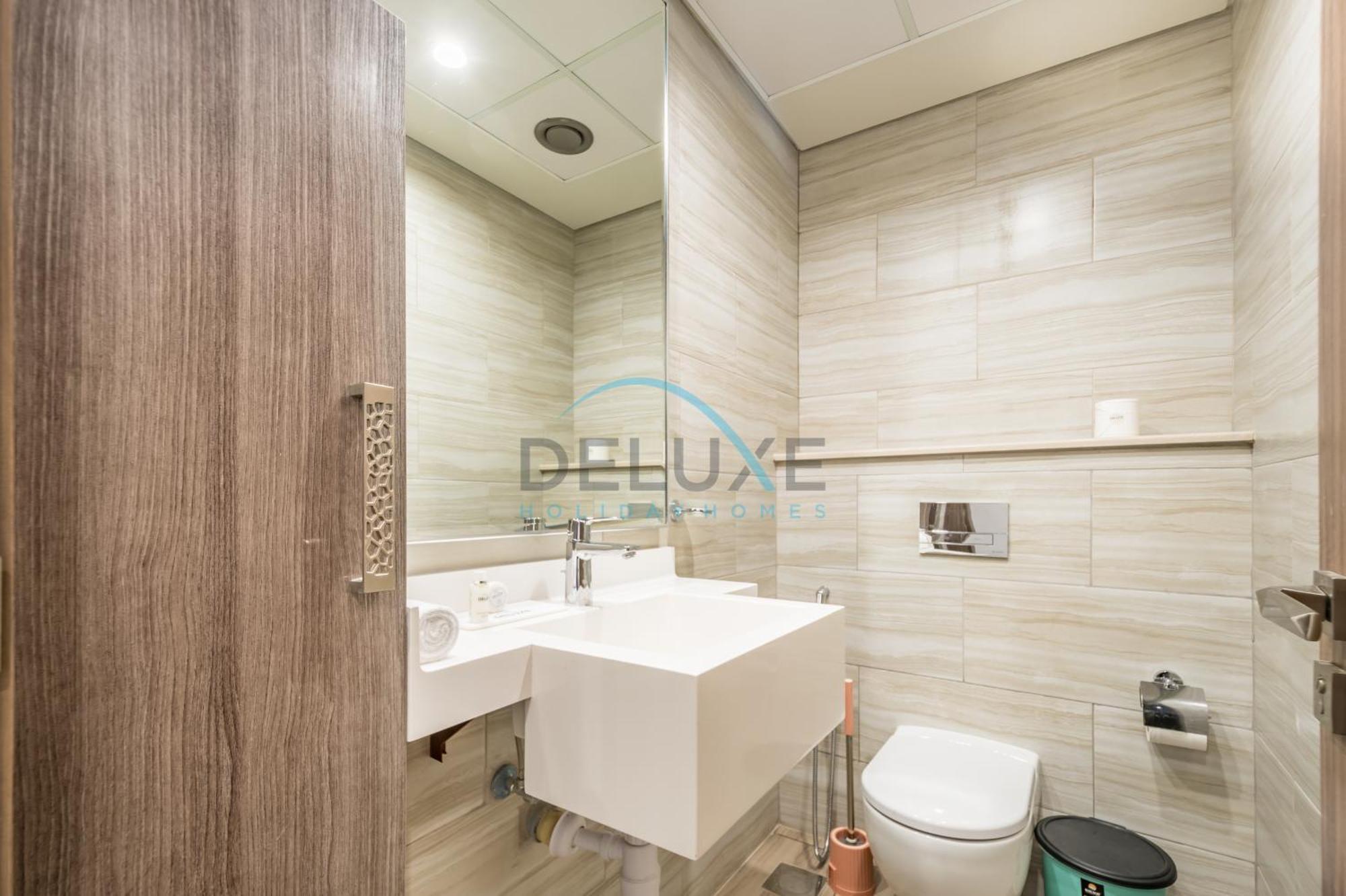 Chic 1br With Relaxing & Views In Jlt By Deluxe Homes *