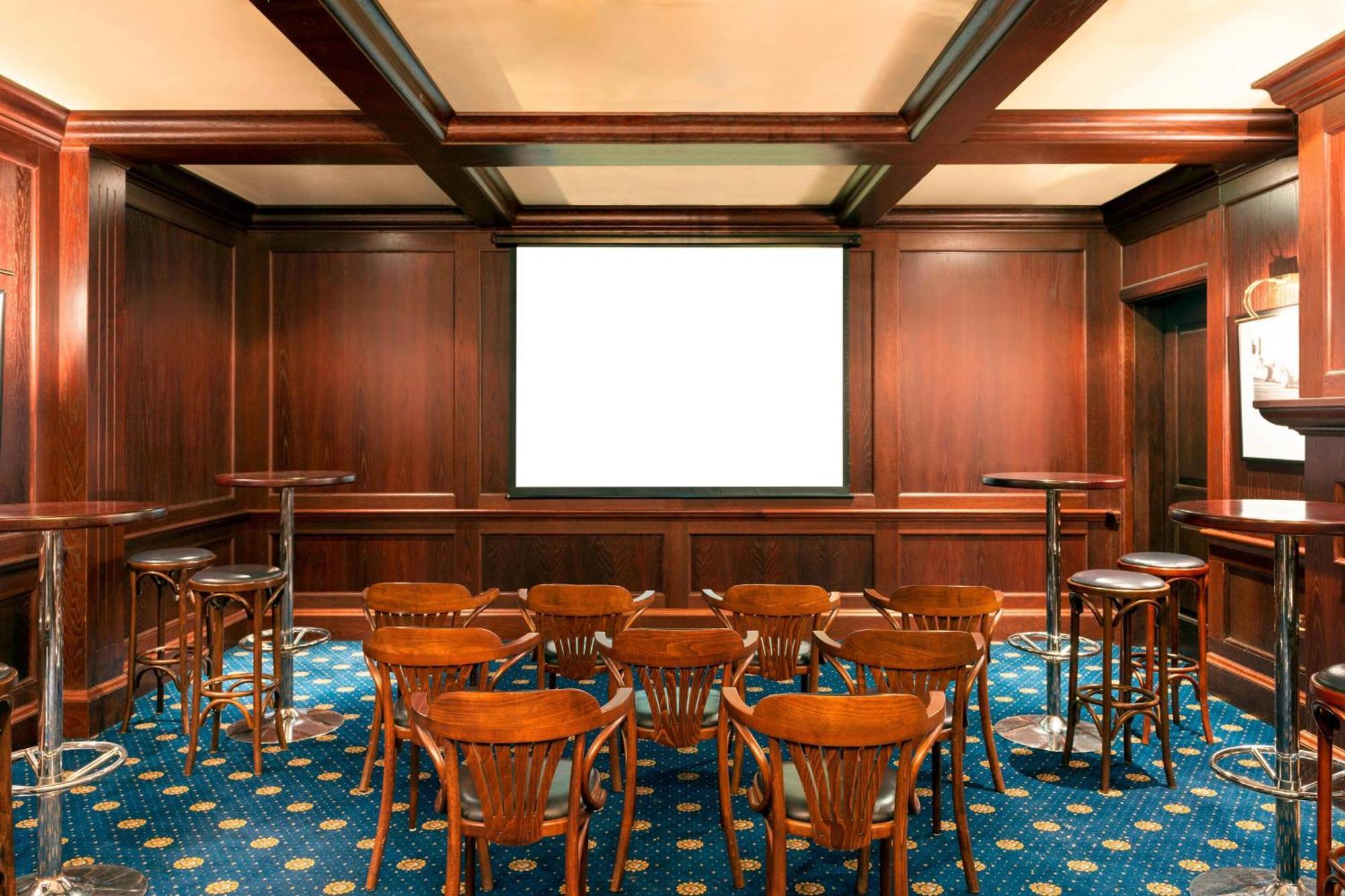 Hotel Four Points By Sheraton Bur