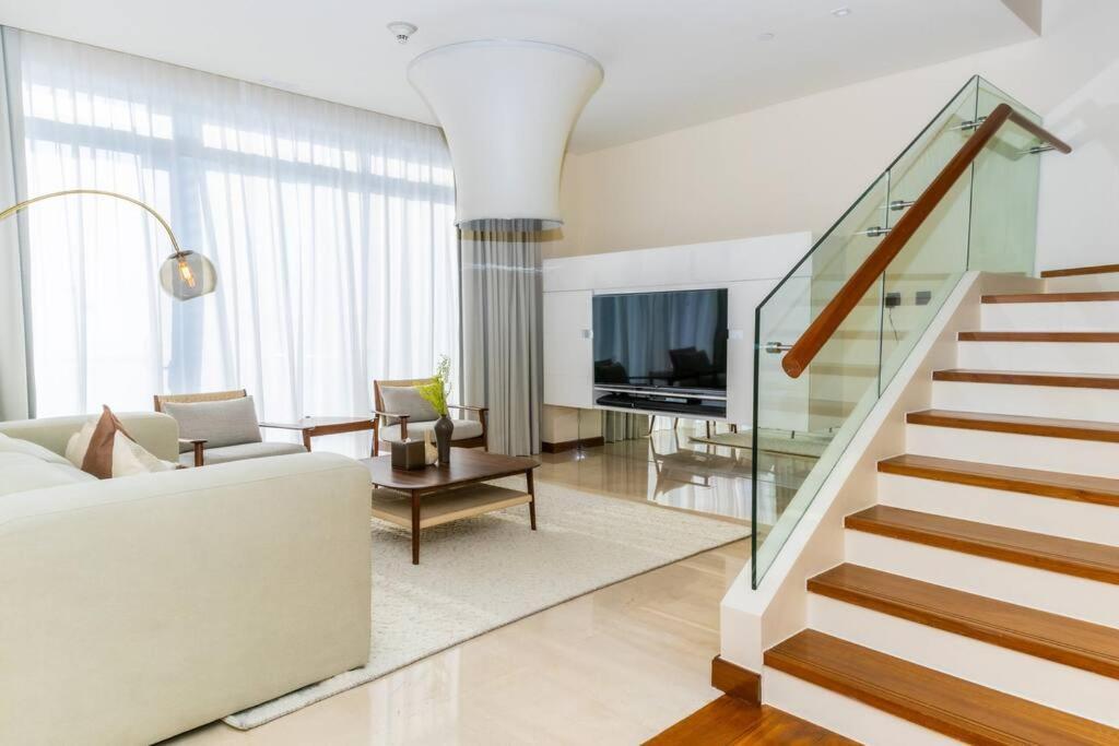 Appartement Creston Mall Residences *
