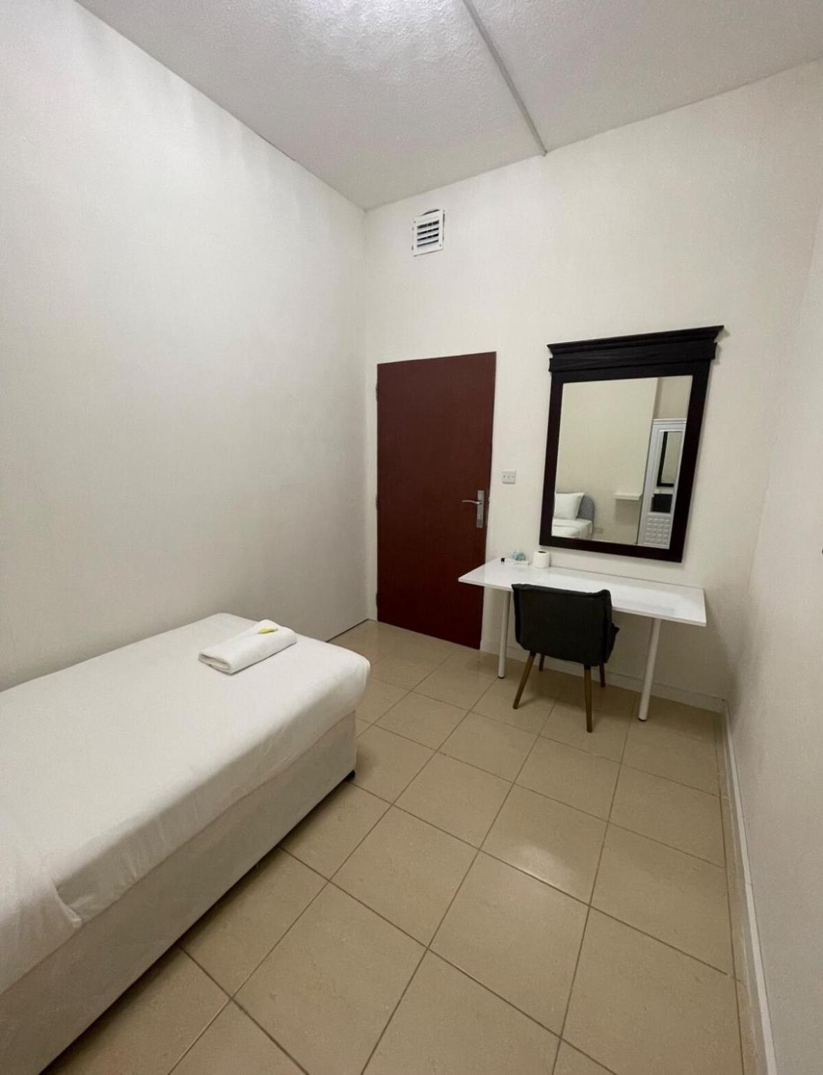 Private In Coliving In Jbr Sadaf 8 Rum i privatbostad Dubai