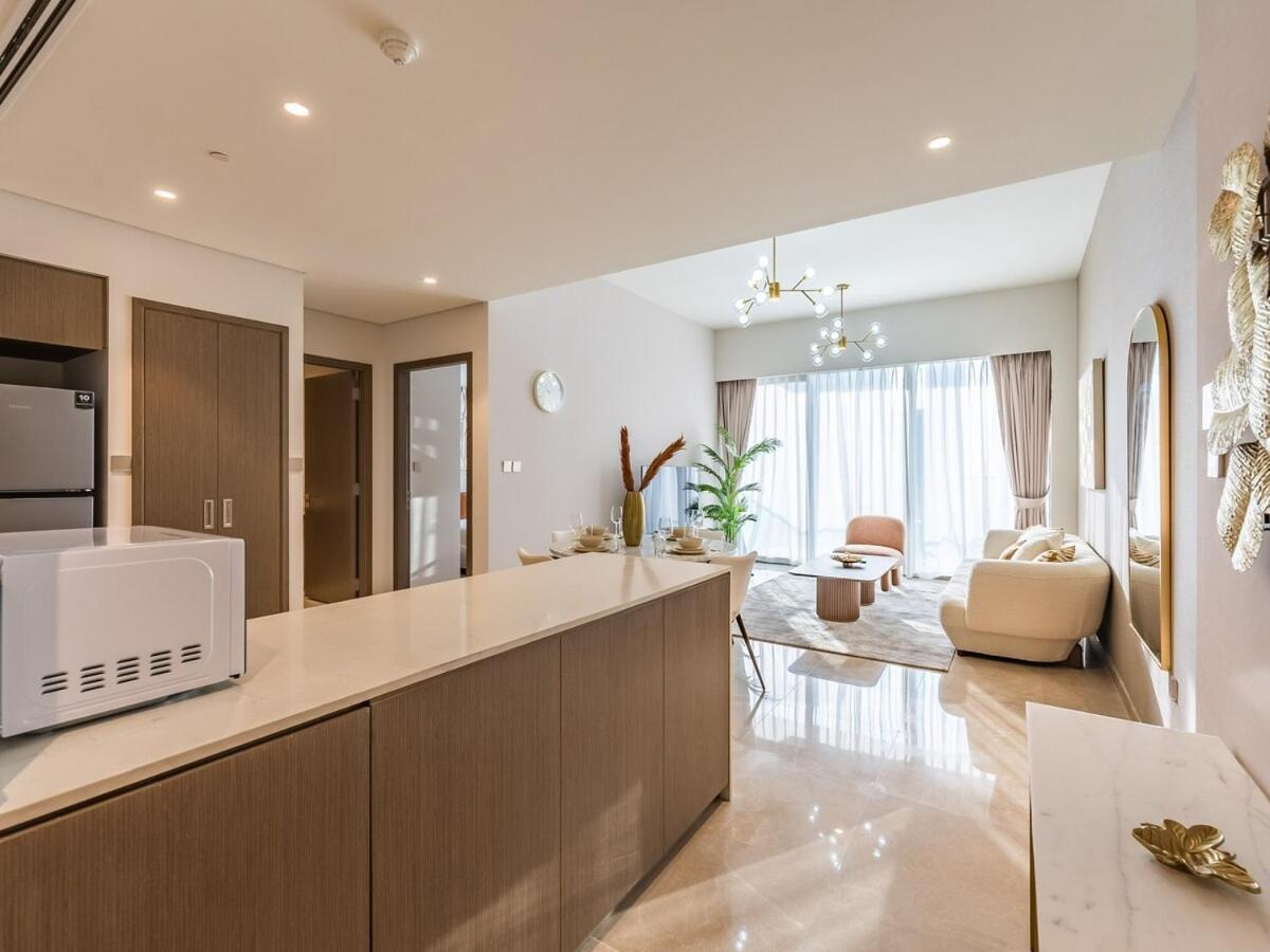 Luxurious 1br Grande Signature