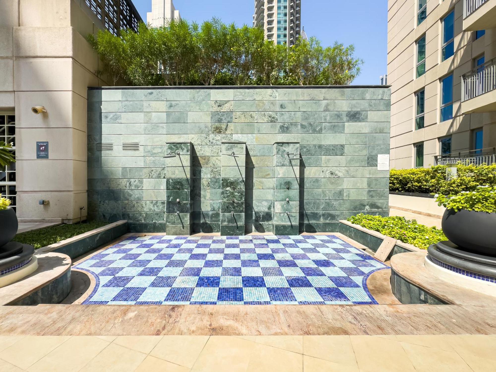 Chic 1br Fountain-view Flat Downtown Burj Khalifa *