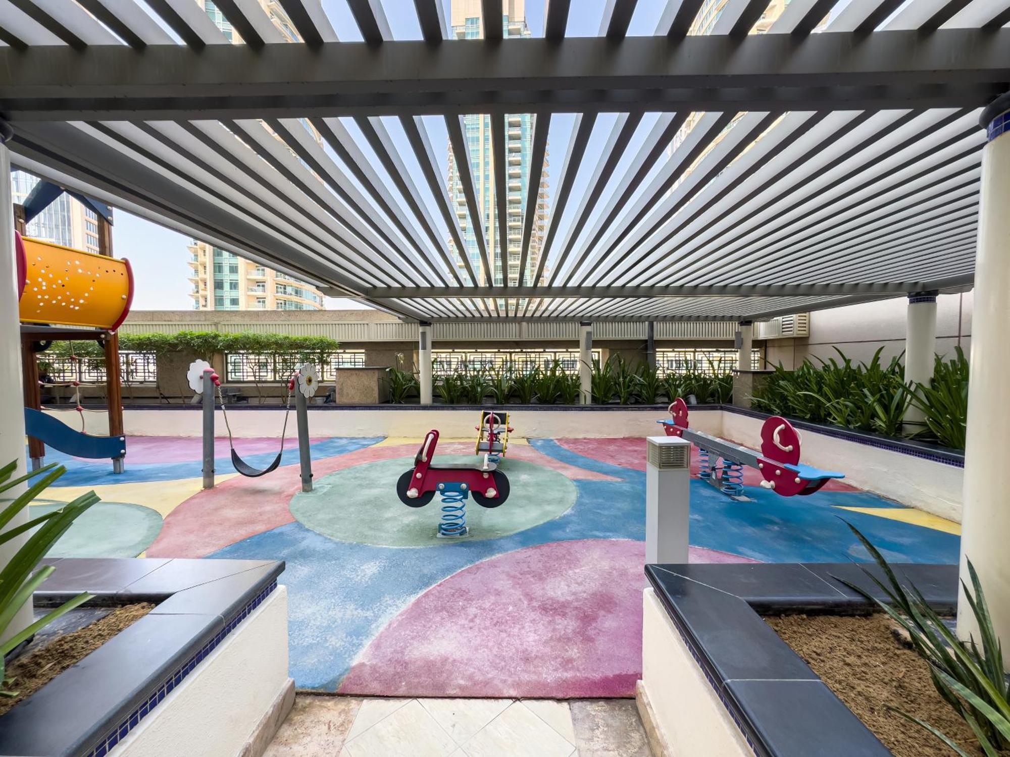 Chic 1br Fountain-view Flat Downtown Burj Khalifa *