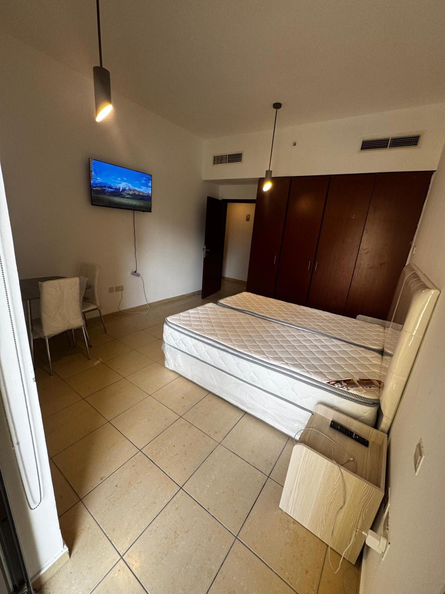 Luxury With View In Jbr Séjour chez l'habitant *