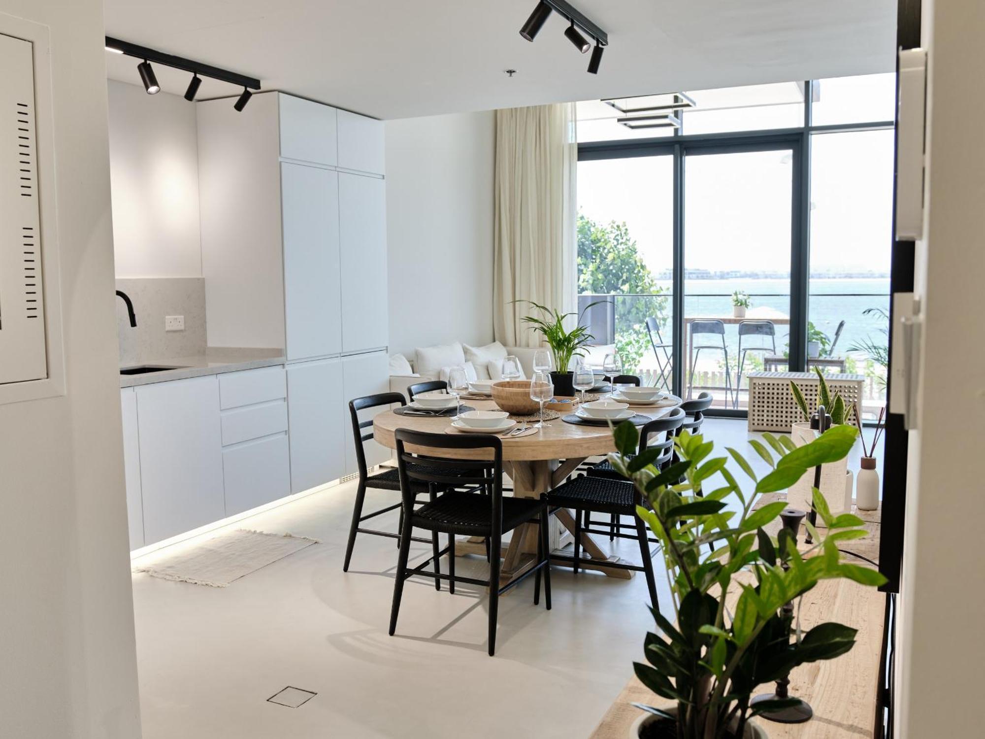 Villa Beachfront Townhouse Sea Breeze *